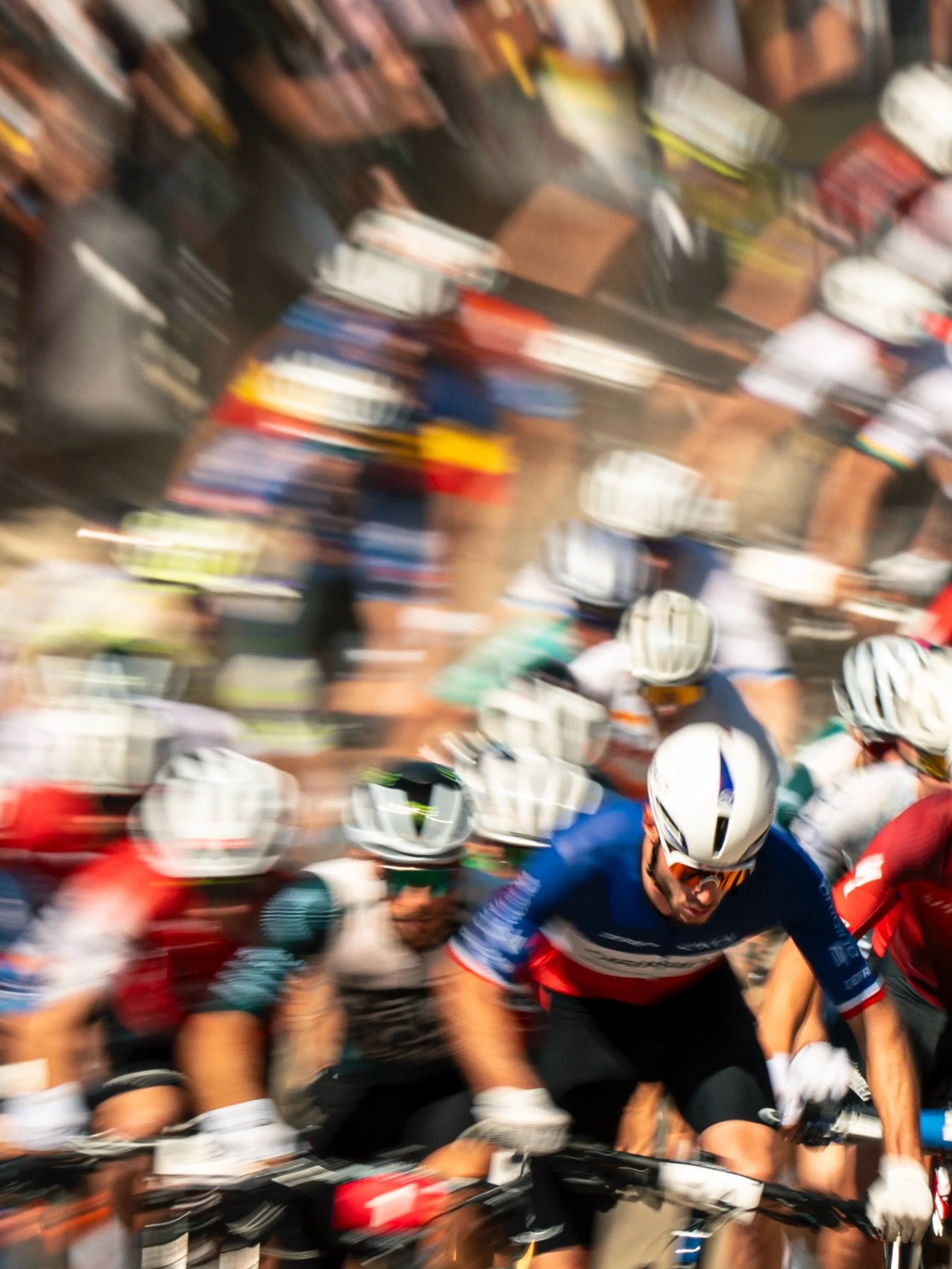 Lead the crowd. @mathis_azzaro 

[No filter used - all effects in camera]

@uci_mtbworldseries @lesgetsbikepark @lesgetsofficiel @origine_cycles @origine_racingdivision #ucimtbworldcup #xcomtb #uciworldcup #mtbworldcup