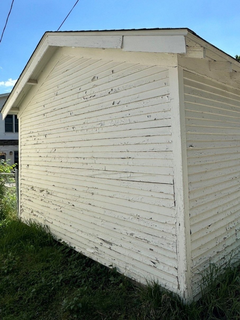 Don’t Let Peeling Paint Be the Neighbors’ Gossip