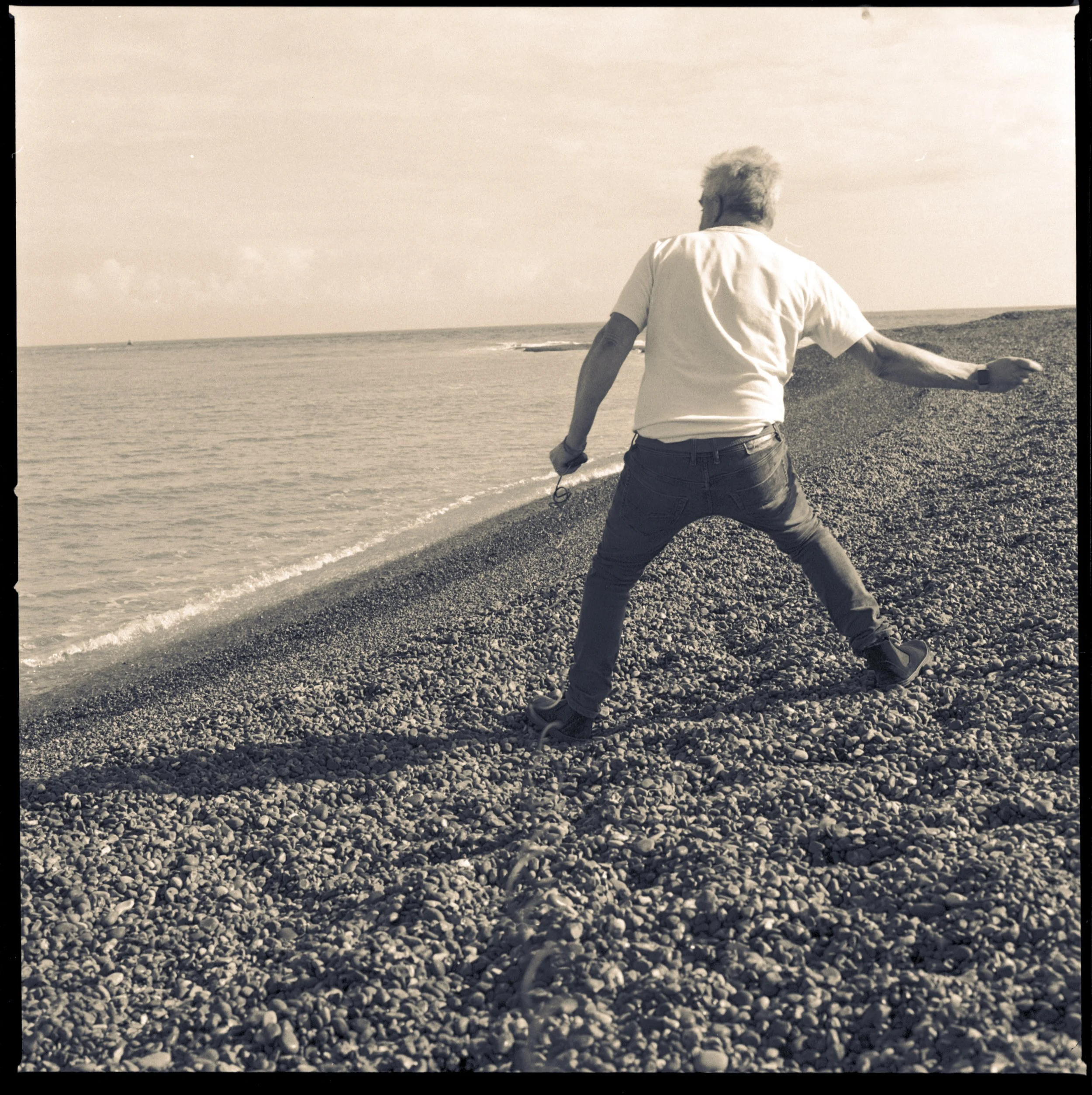 240304 Shingle Street self-portraits II - ii (8)- shinglest10.jpg