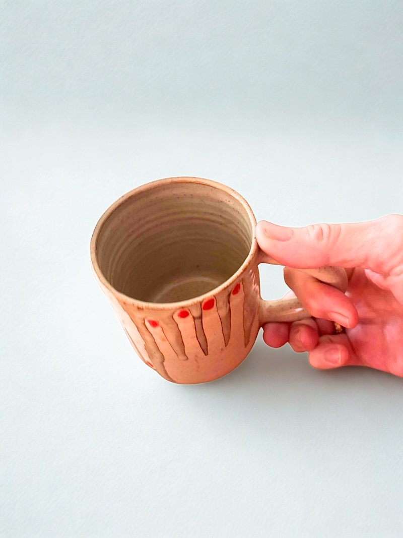 hands cup 2.jpg