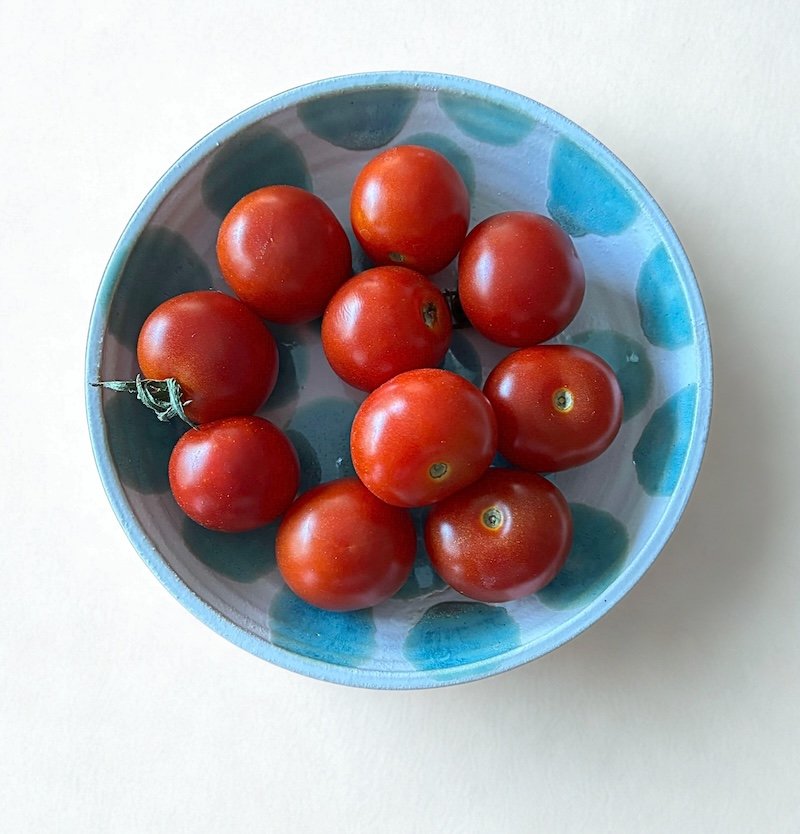 green dot bowl with tomatoes 2.jpg