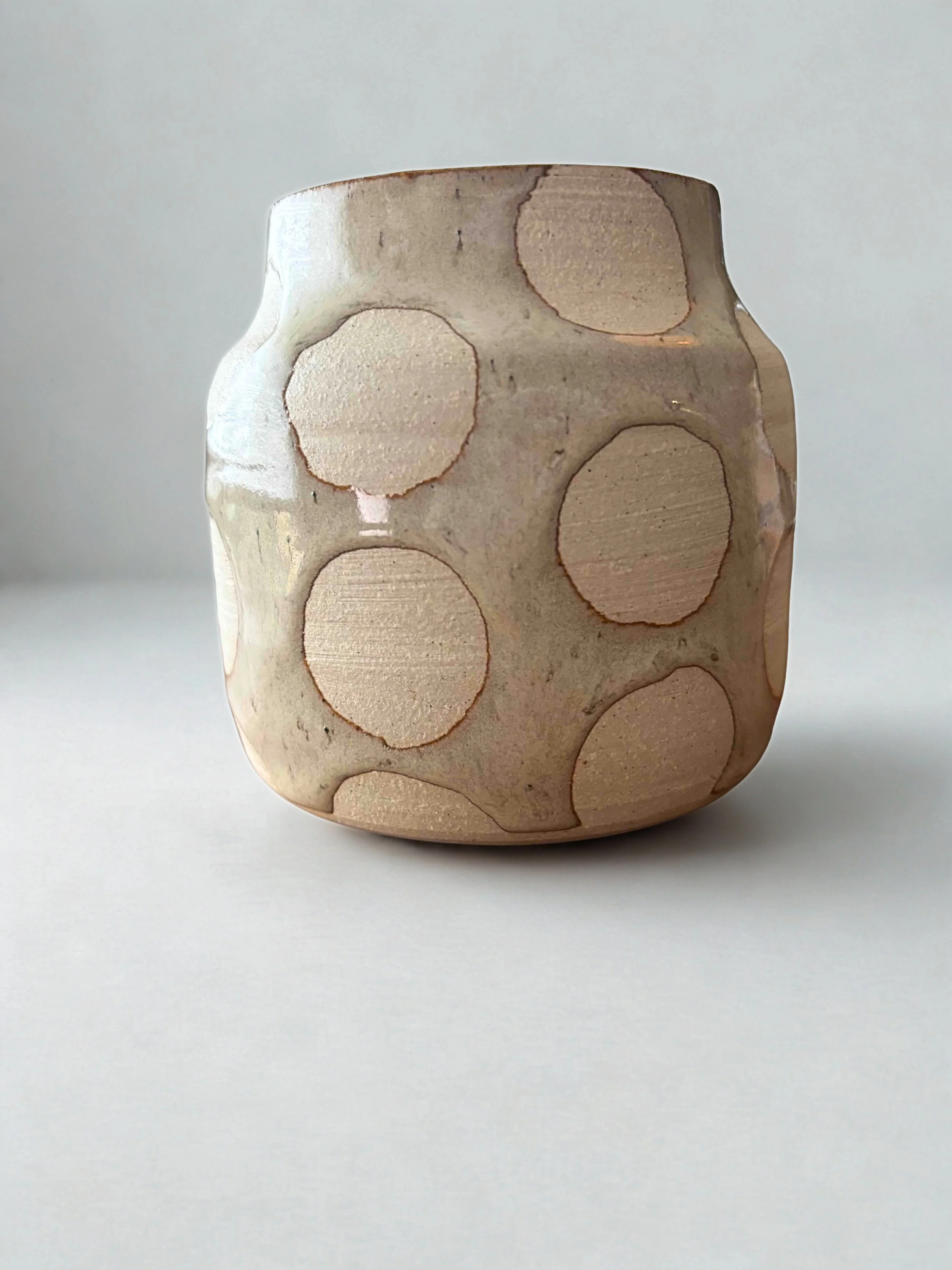 polka dot vase small.jpg
