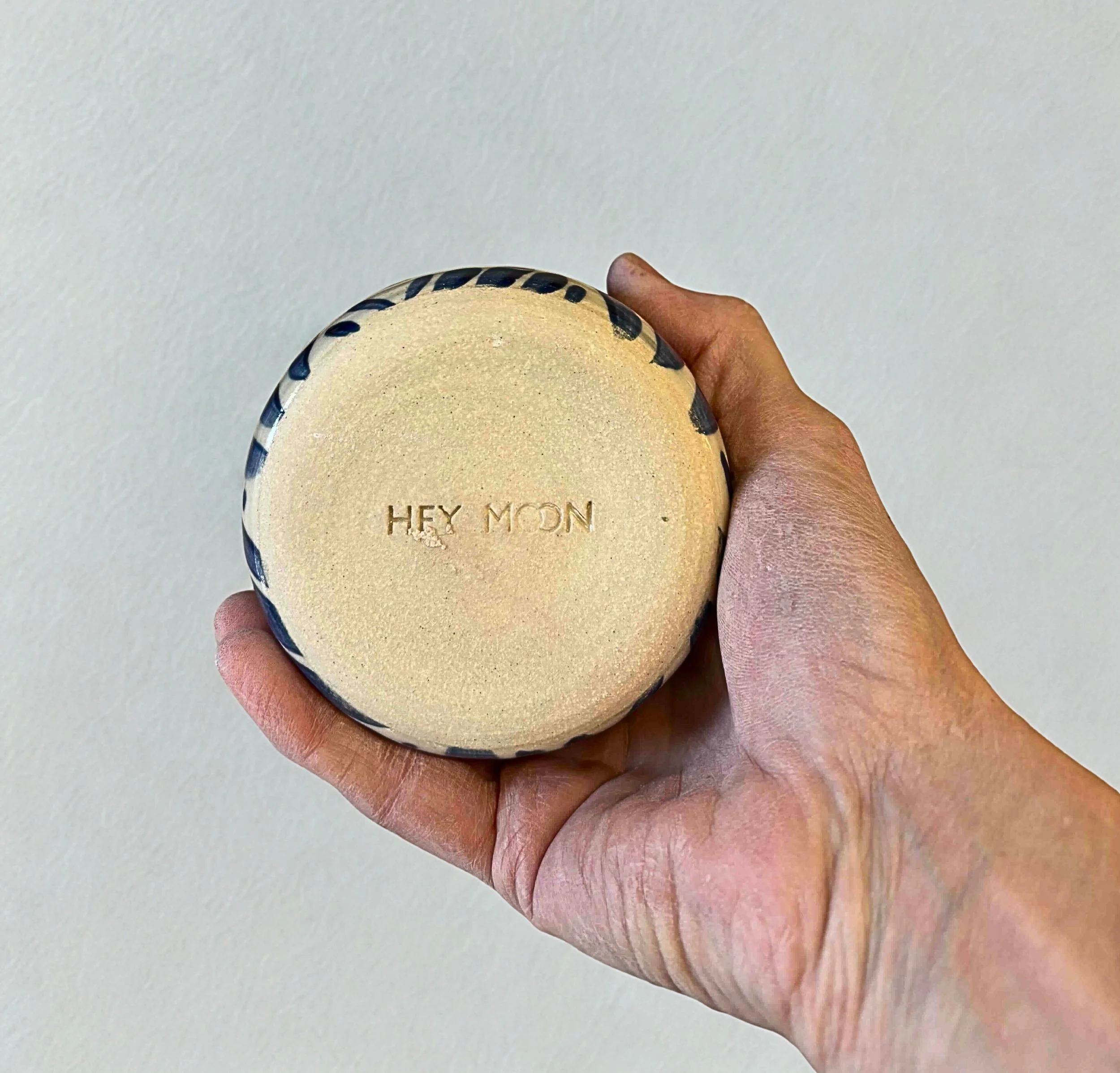 confetti cup bottom.jpg