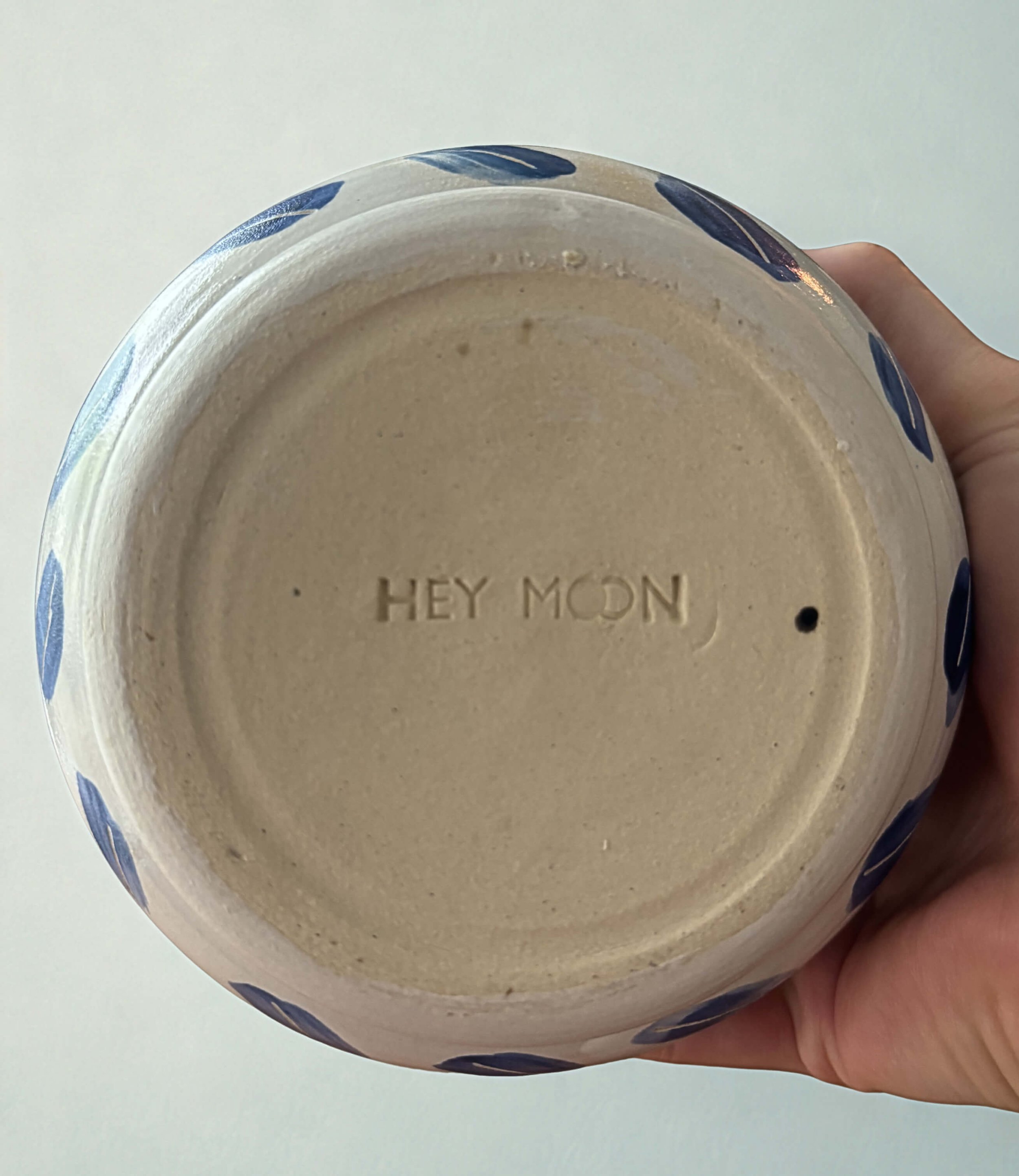 blue bonnet vase bottom.jpg