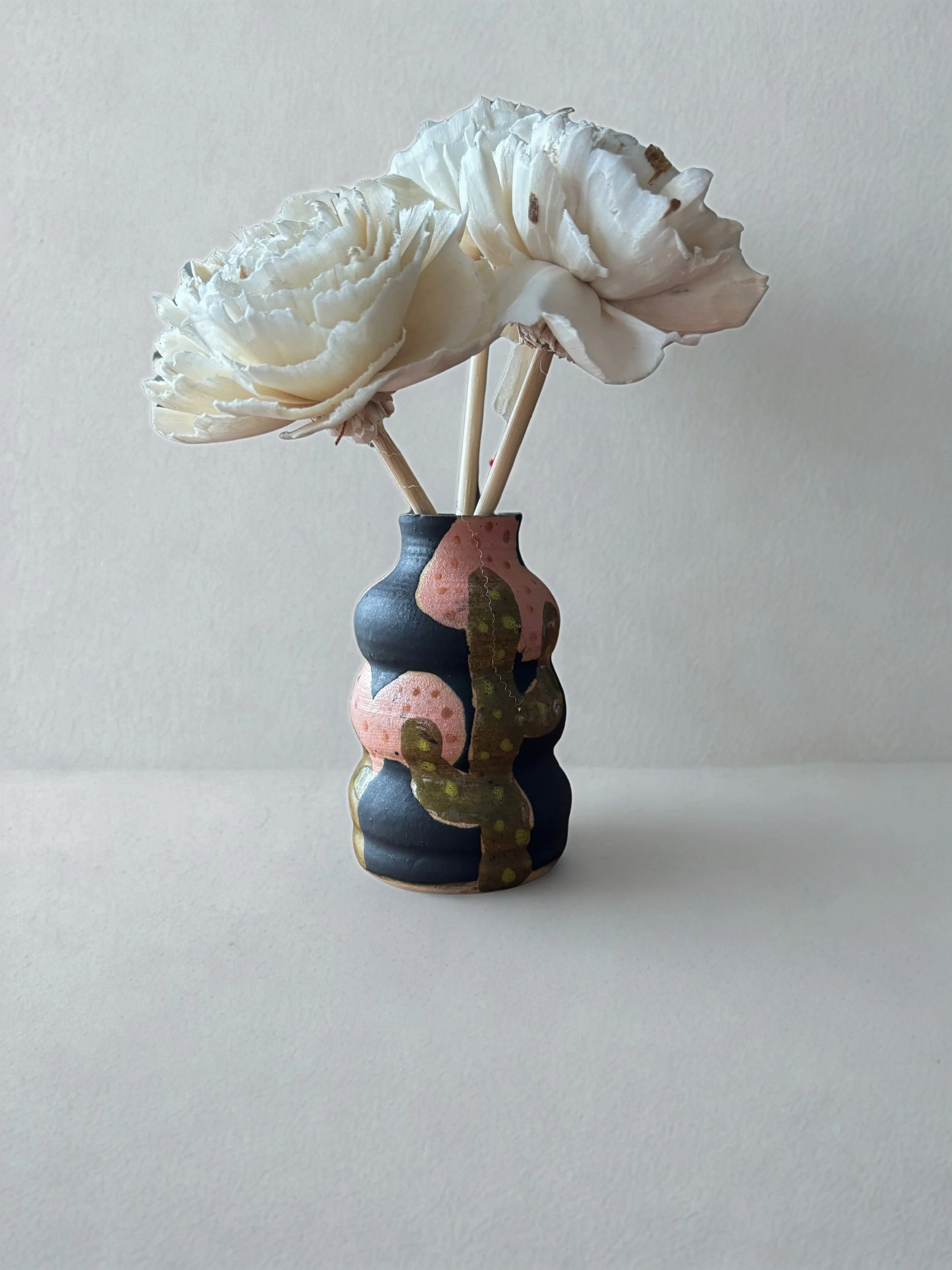 night flora vase small.jpg