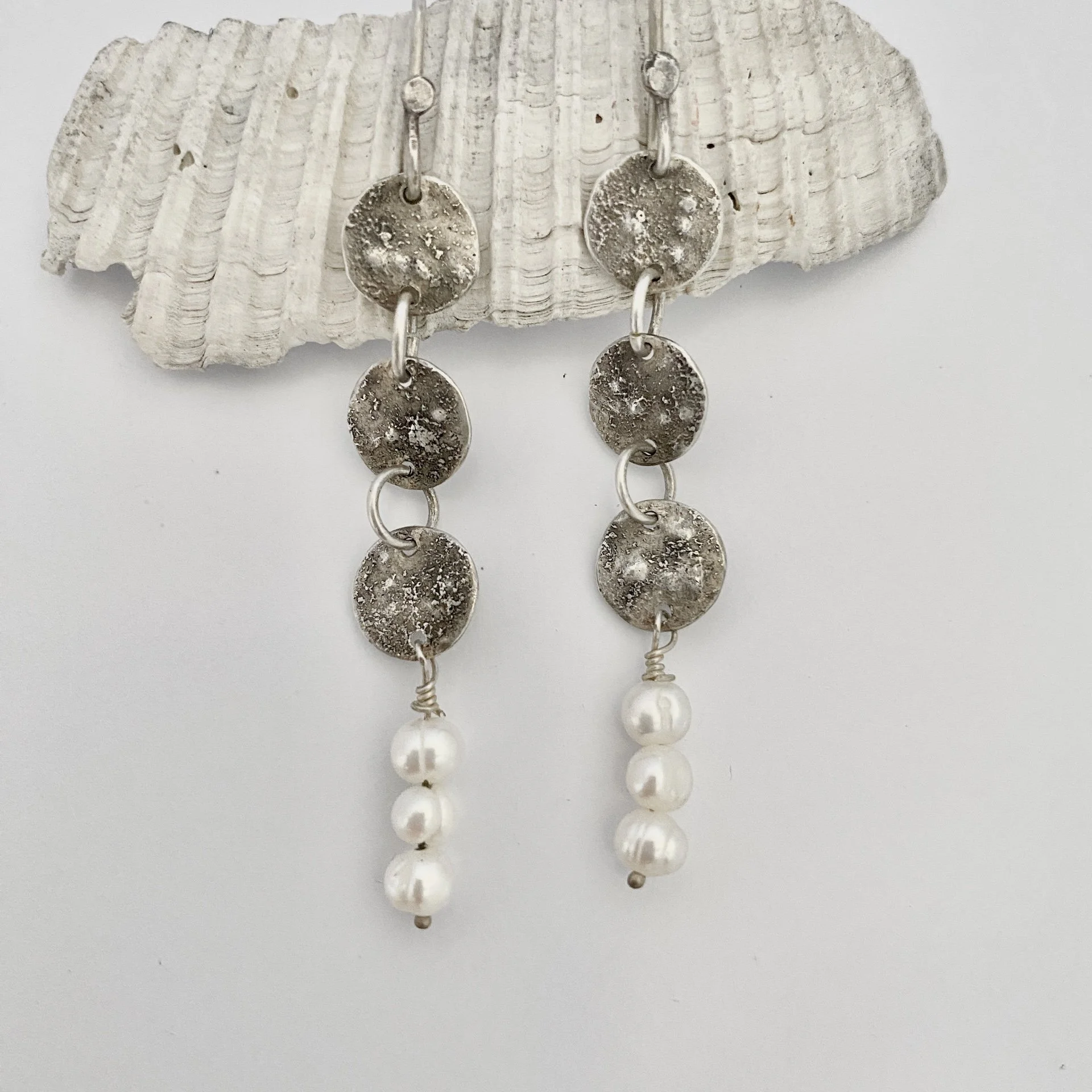 ocean_vibe_sterling_pearl_contemporary_artisan_earrings .JPG