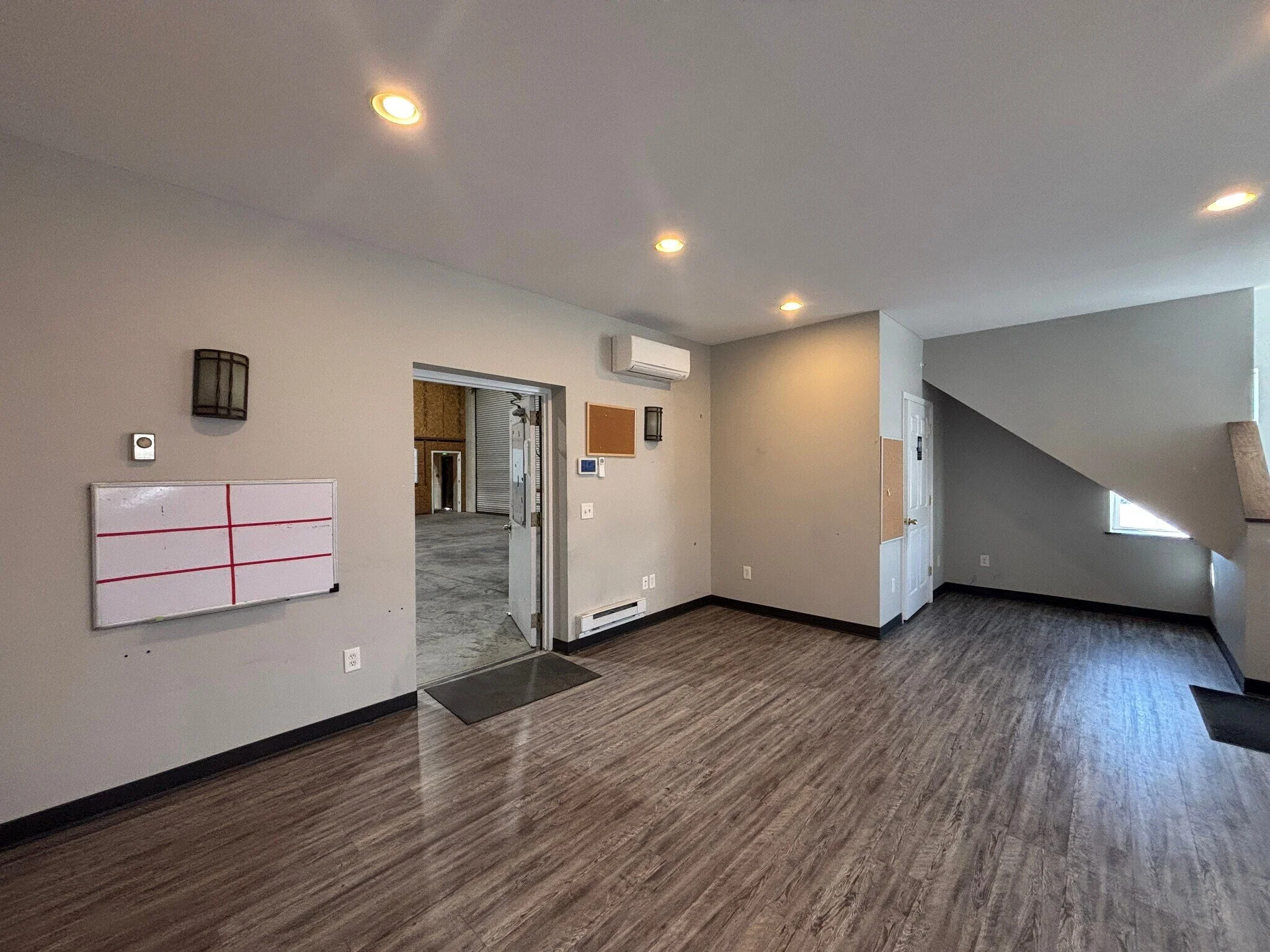 4214-North-Point-Blvd-Dundalk-MD-Building-Photo-22-LargeHighDefinition.jpg