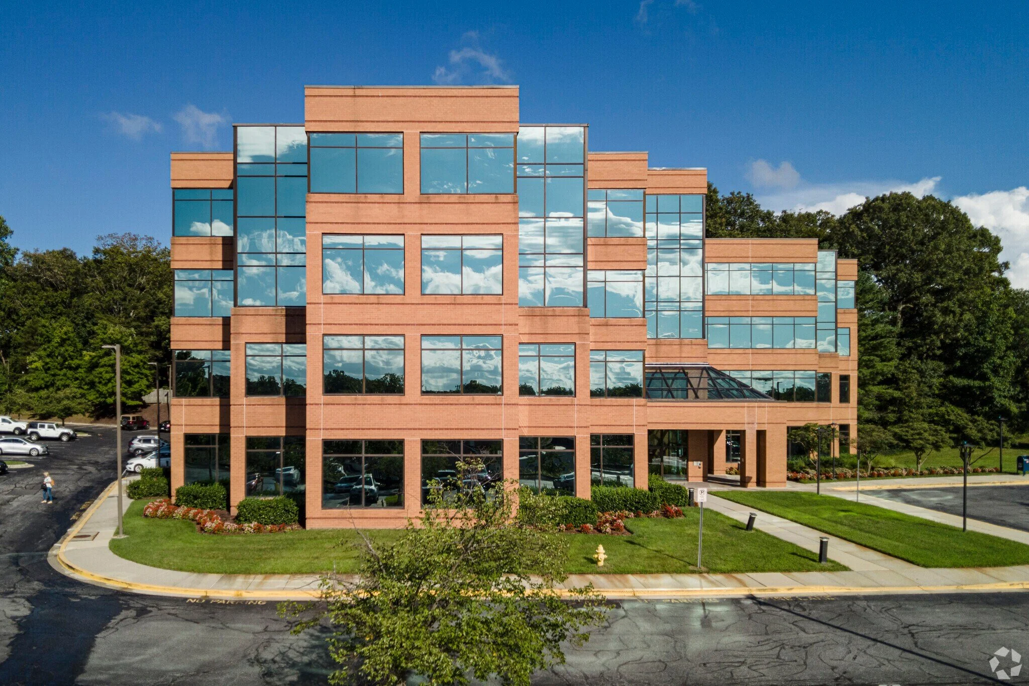 2200-Defense-Hwy-Crofton-MD-Building-Photo-5-LargeHighDefinition.jpg