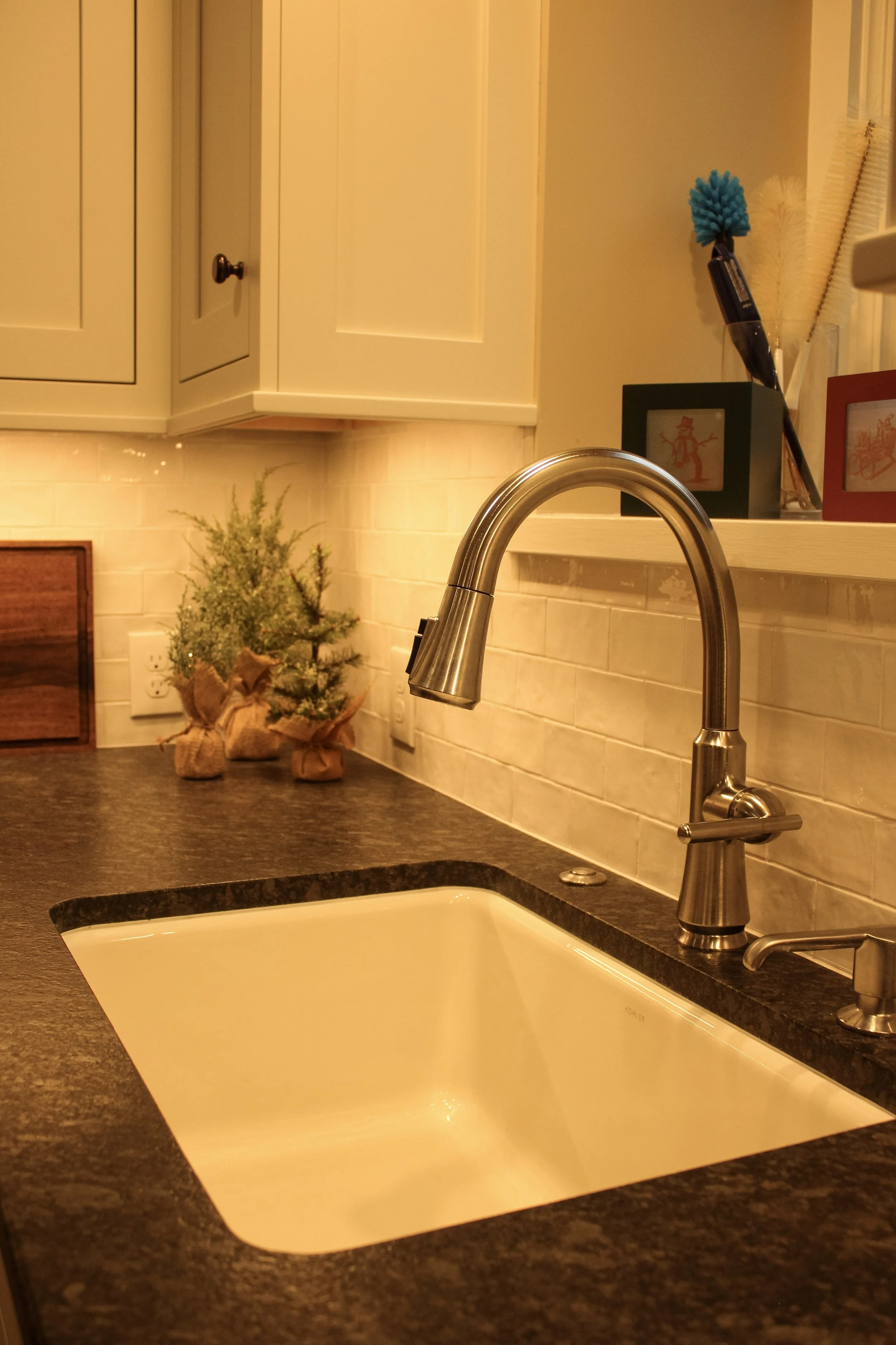 MalvernKitchenRenovation-Dillresidence-APlohmann copy 8.jpeg