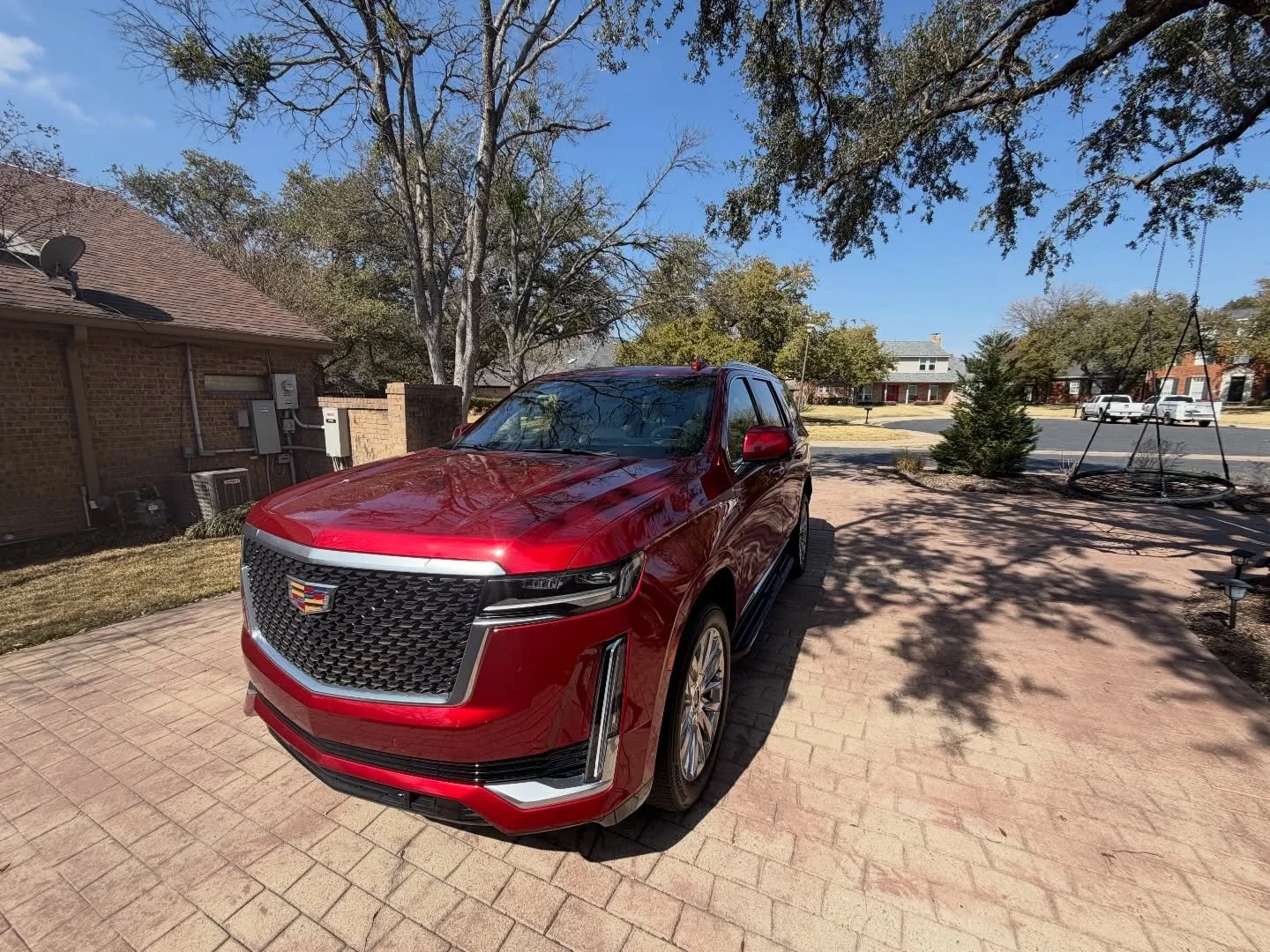 Before and after on this Cadillac Escalade. We have it our New Car Reset service to get the interior and exterior looking great again. 

Let us save you time and improve your vehicle&rsquo;s resale value. Book your Reset in 60 seconds on our website 