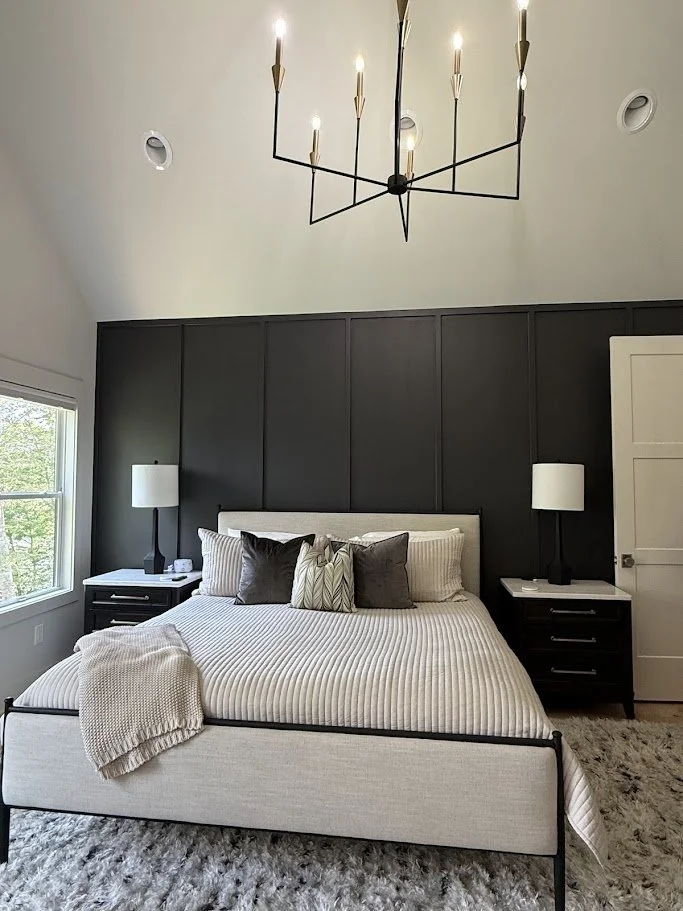 Sara Sells beds lighting bedding