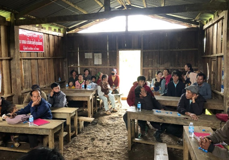 Household surveys were required to fill data gaps and support the Tier 2 Inventory. Often a briefing was organized by local DAFO staff to explain the survey purpose to participating farmers (Xiang Khouang Province, Nov 2024)