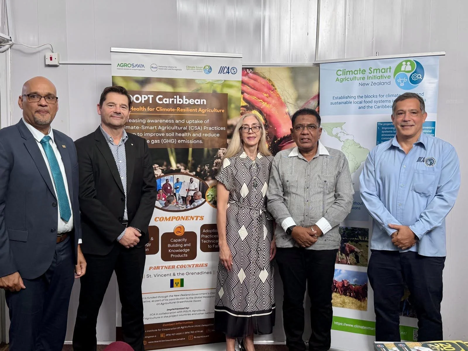 Project launch (Mar 2026) From Left to right: Kevin Crooks (IICA Jamaica), Lee Nelson (NZCSA Programme Lead), Linda Te Puni NZ Ambassador Caribbean), Zulfikar Mustapha (Minister of Agriculture of the Co-operative Republic of Guyana), and Wilmot Garne
