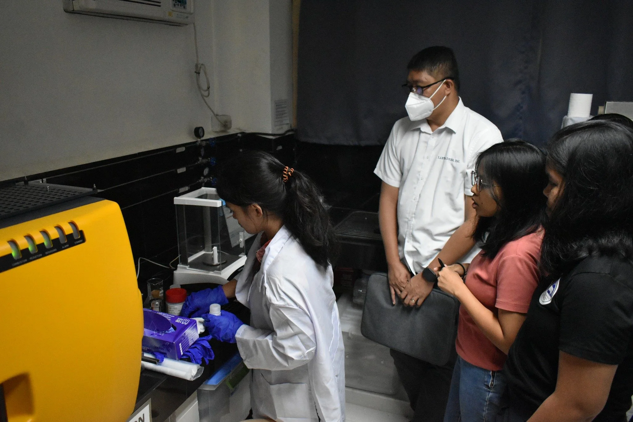 Training on the use of Dumas Automated Protein Analyzer, at the Nutrition and Reproduction Laboratory of the UPLB CAFS Dairy Training and Research Institute (December 2, 2023)