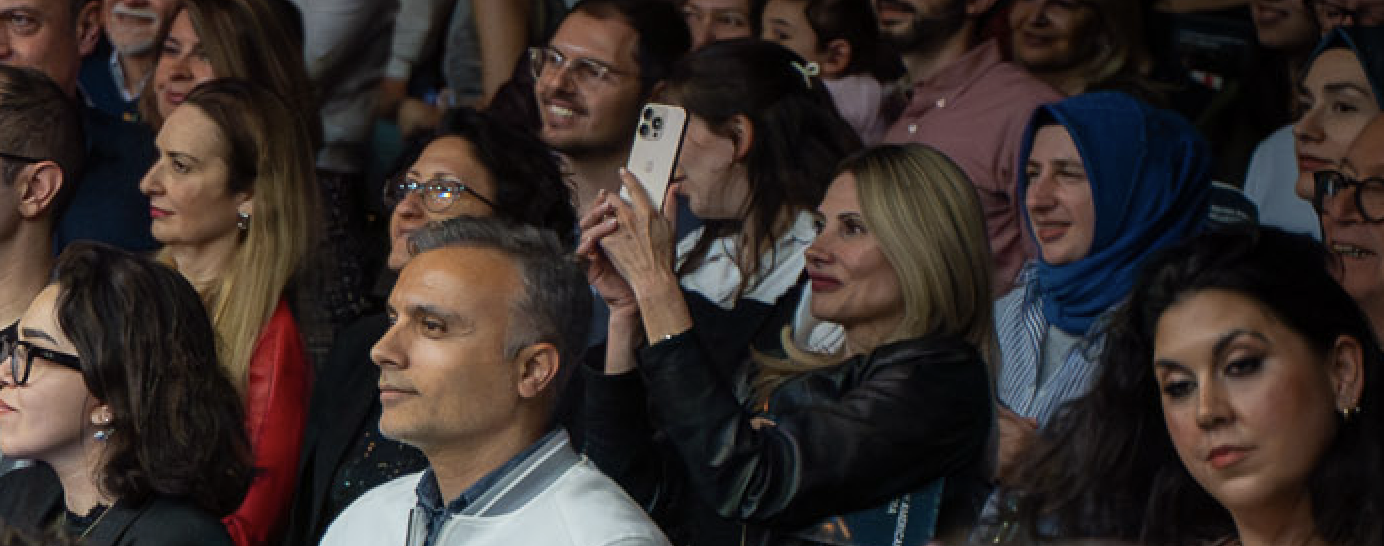 TAO audience with phone