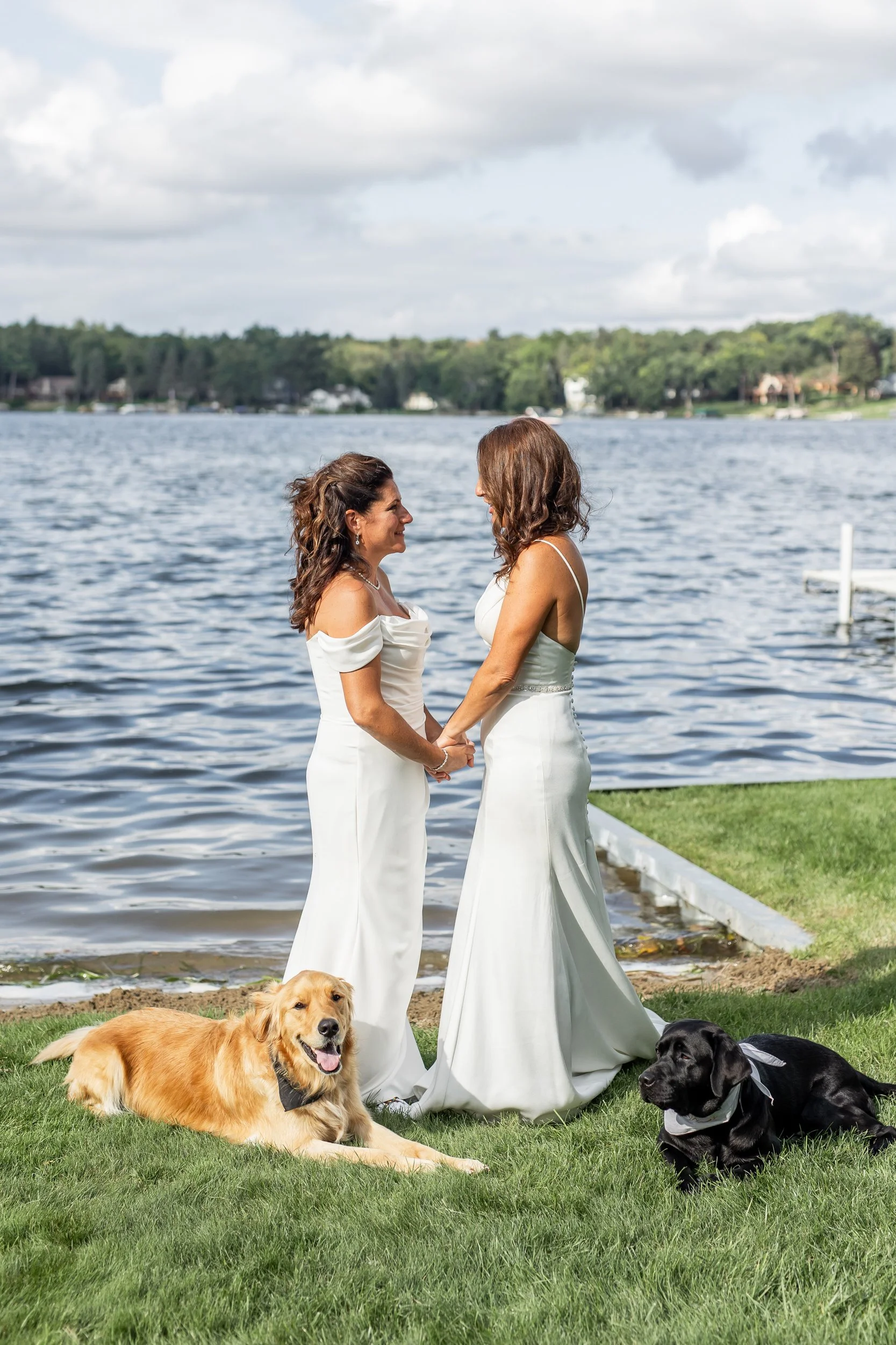 kandra-lynn-photography-2023-summer-lakeside-wedding-39.jpg