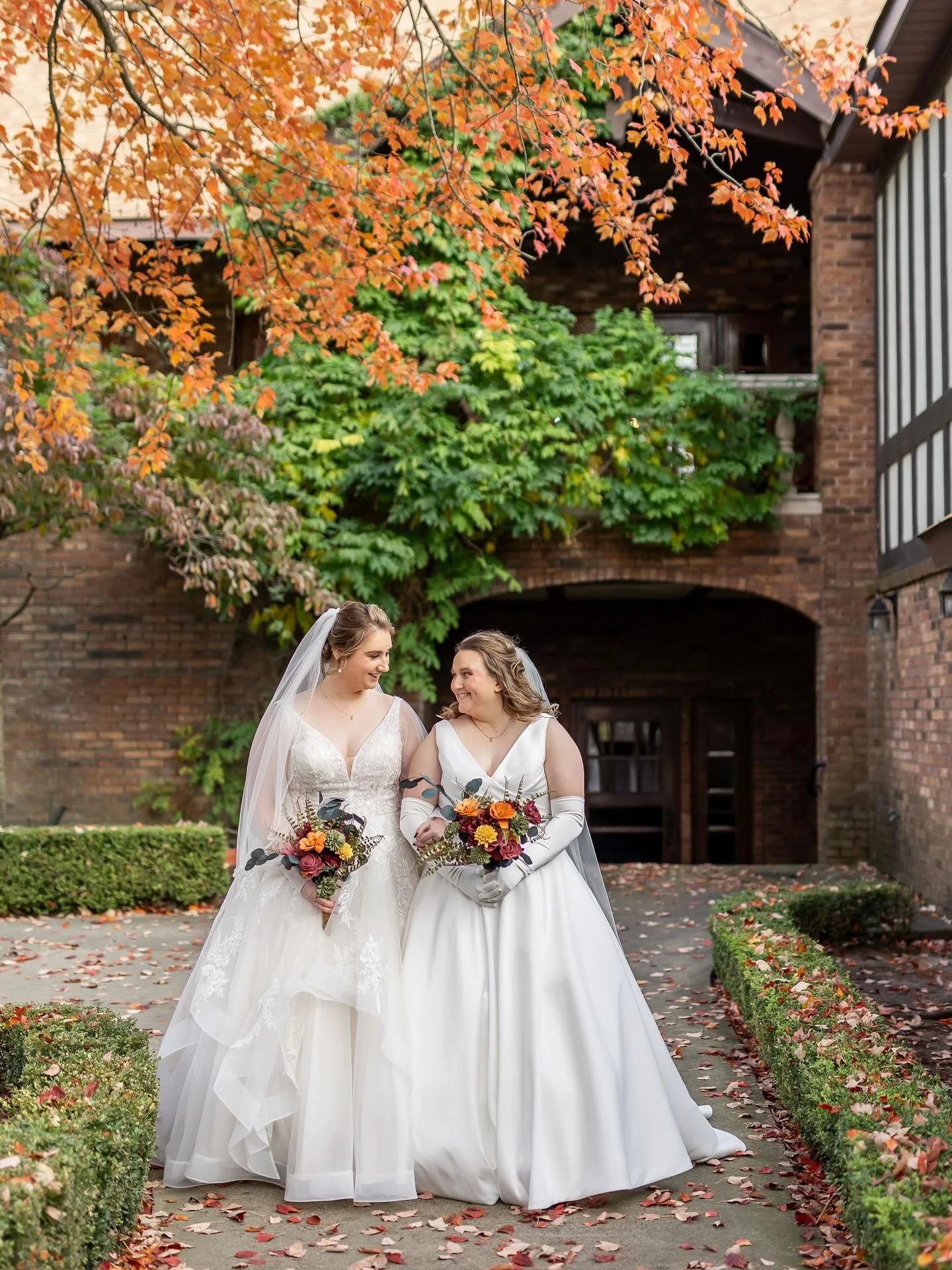Fall weddings are my favorite! 😍🍁🍂