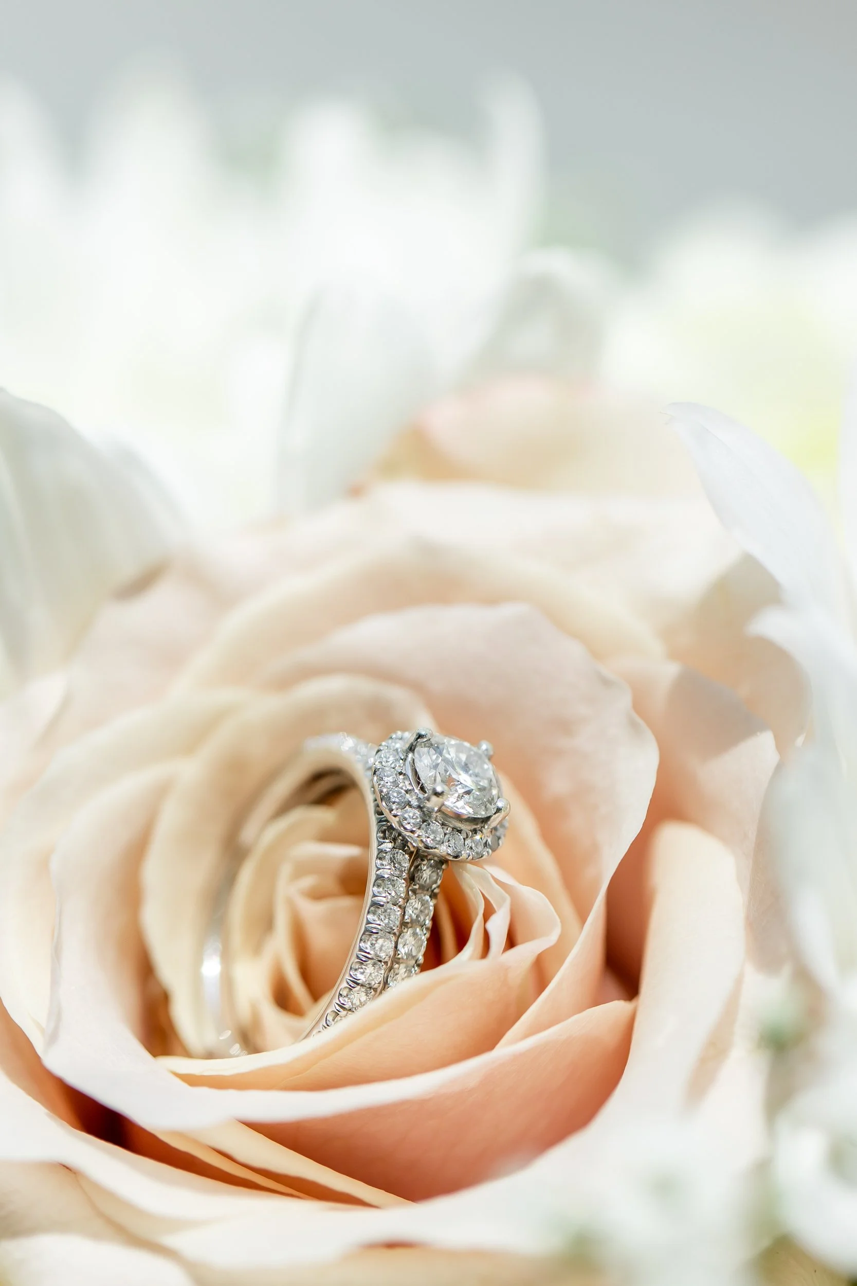kandra-lynn-photography-2022-fox-hills-golf-wedding-008.jpeg