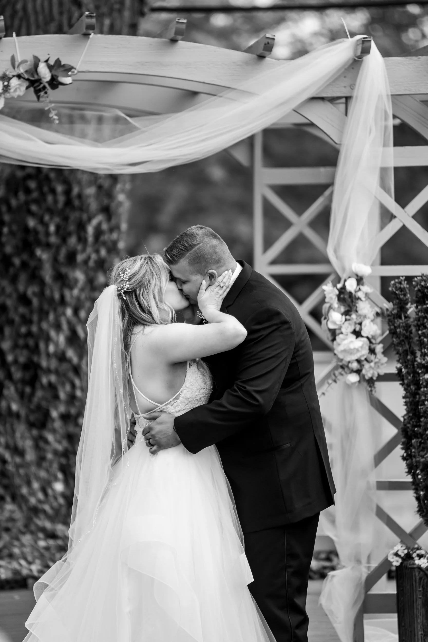 kandra-lynn-photography-2022-fox-hills-golf-wedding-113.jpeg