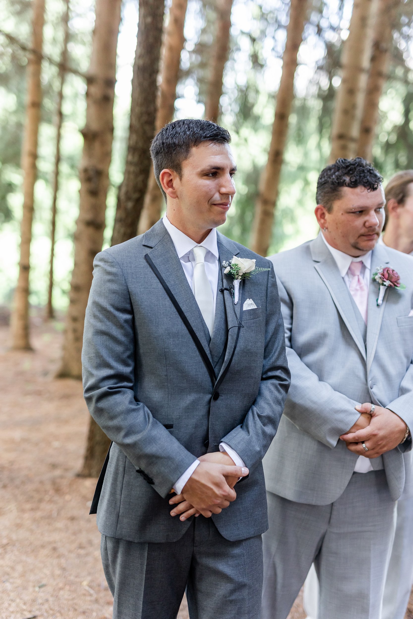 kandra-lynn-photography-2022-pine-tree-barn-wedding-104.jpeg