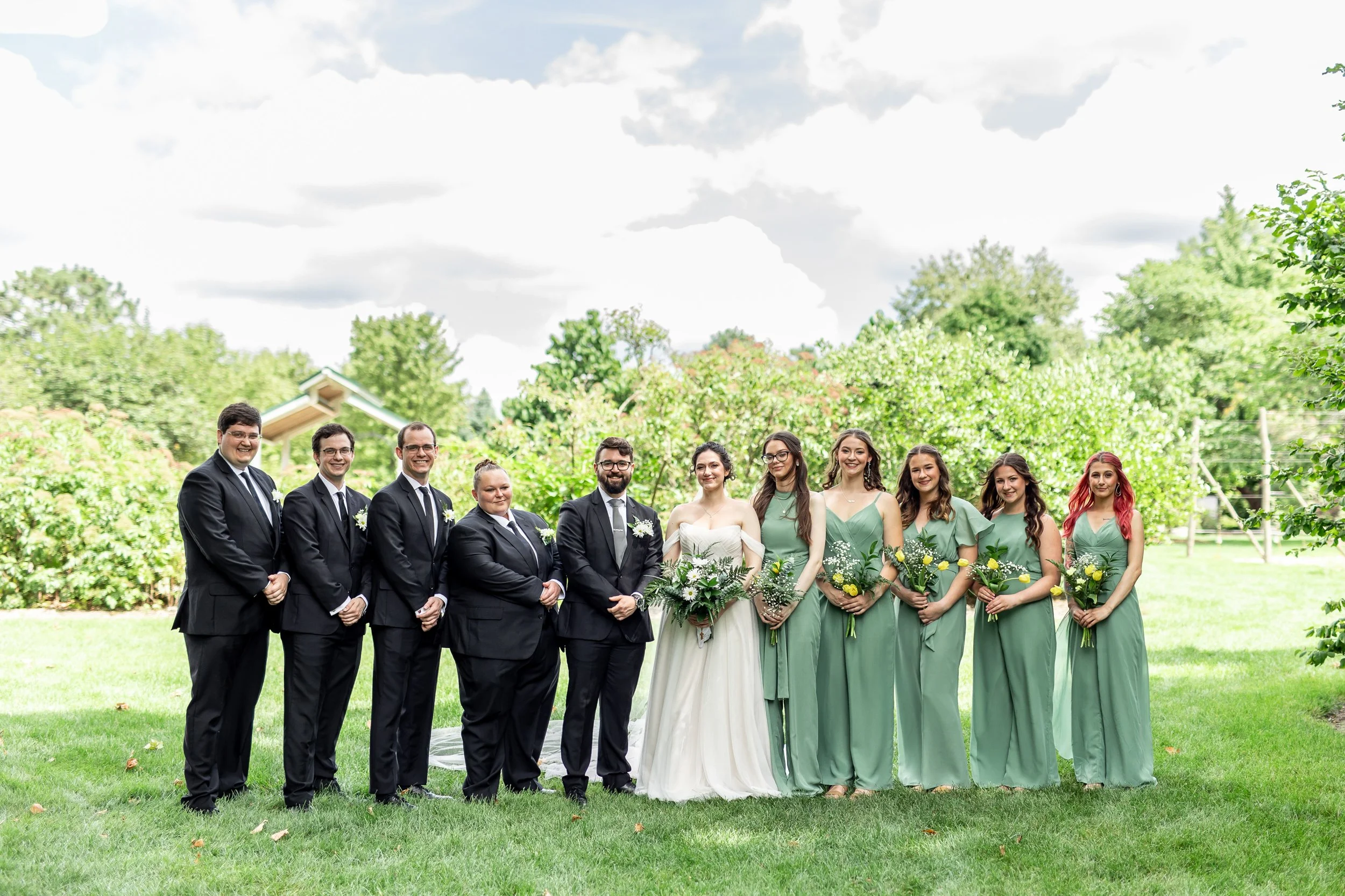kandra-lynn-photography-michigan-state-horticulture-gardens-wedding-062.jpg