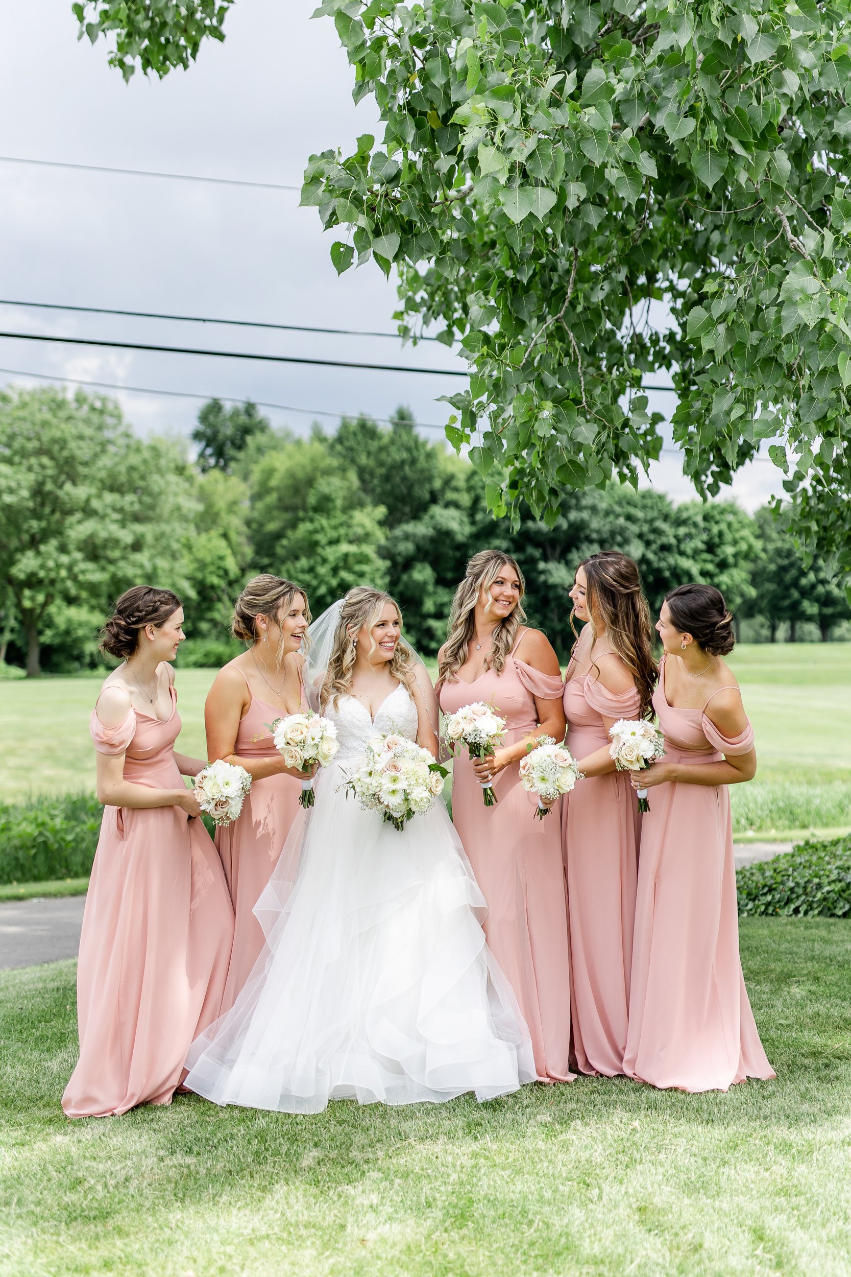 kandra-lynn-photography-2022-fox-hills-golf-wedding-043.jpeg