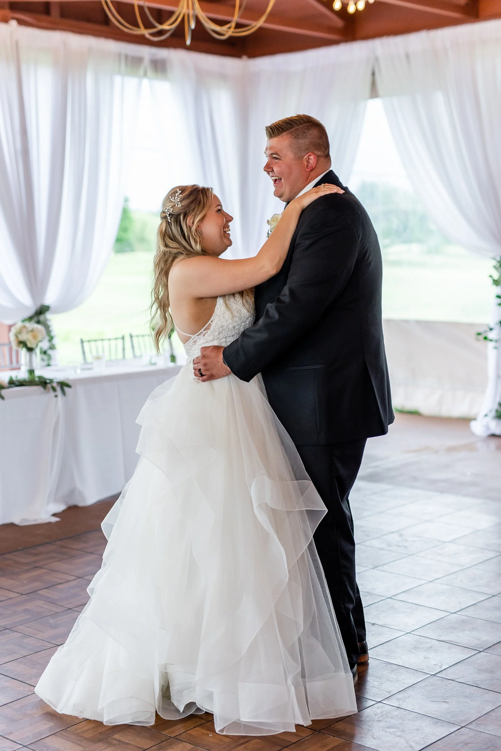 kandra-lynn-photography-2022-fox-hills-golf-wedding-147.jpeg