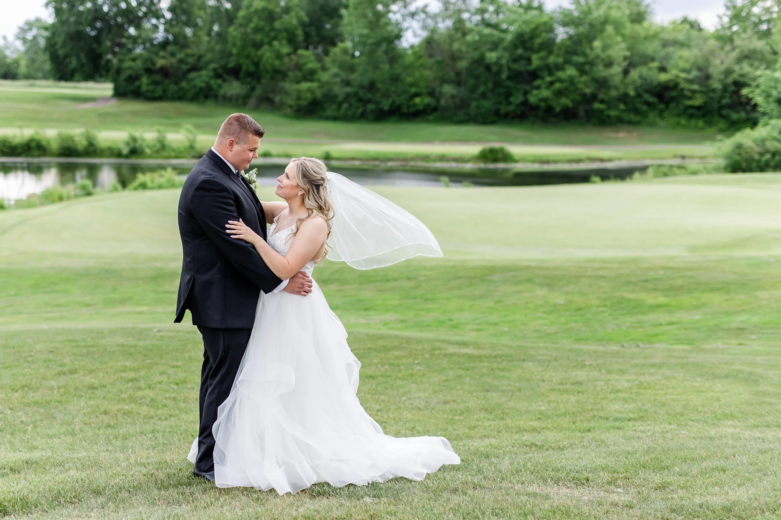 kandra-lynn-photography-2022-fox-hills-golf-wedding-070.jpeg