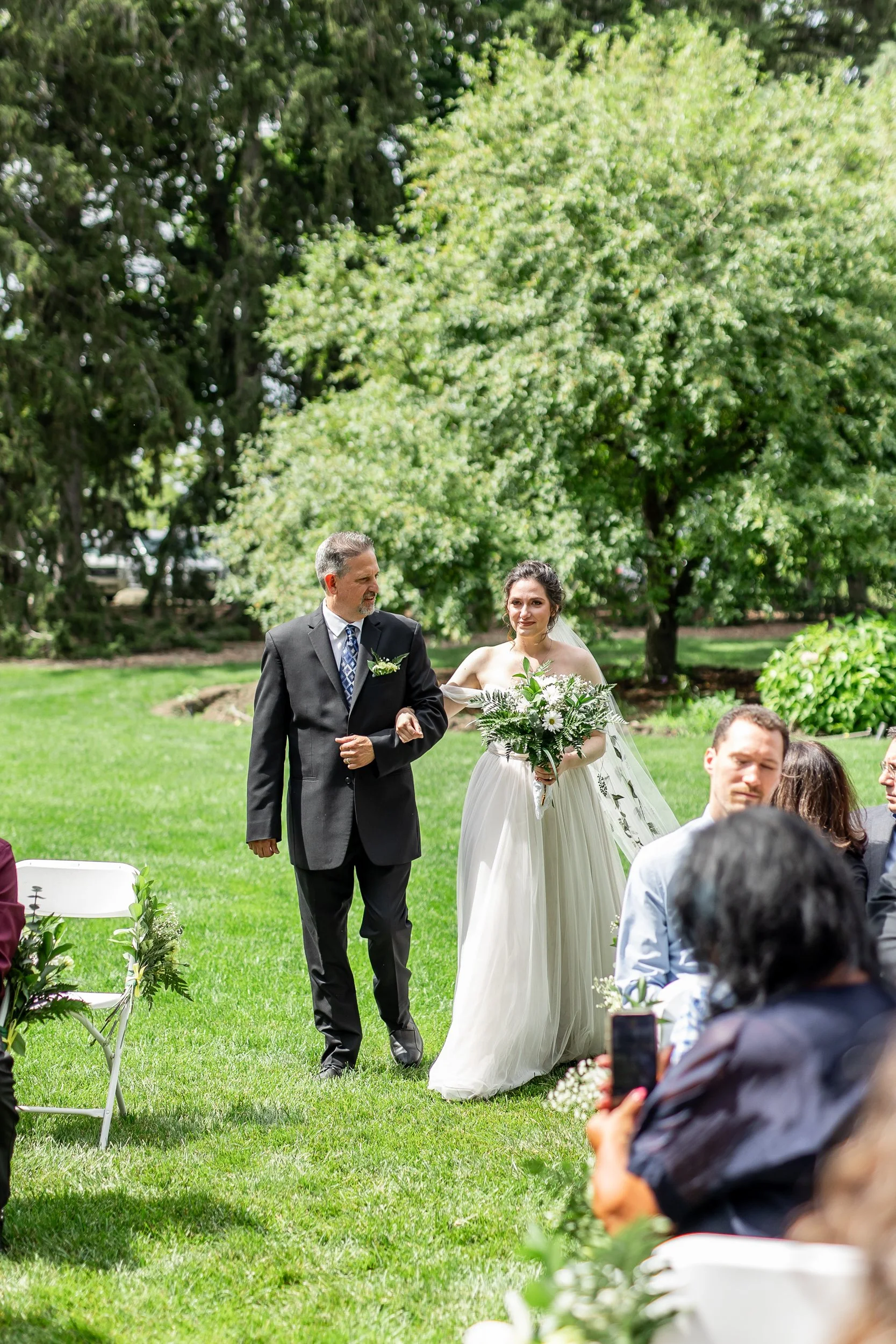 kandra-lynn-photography-michigan-state-horticulture-gardens-wedding-072.jpg