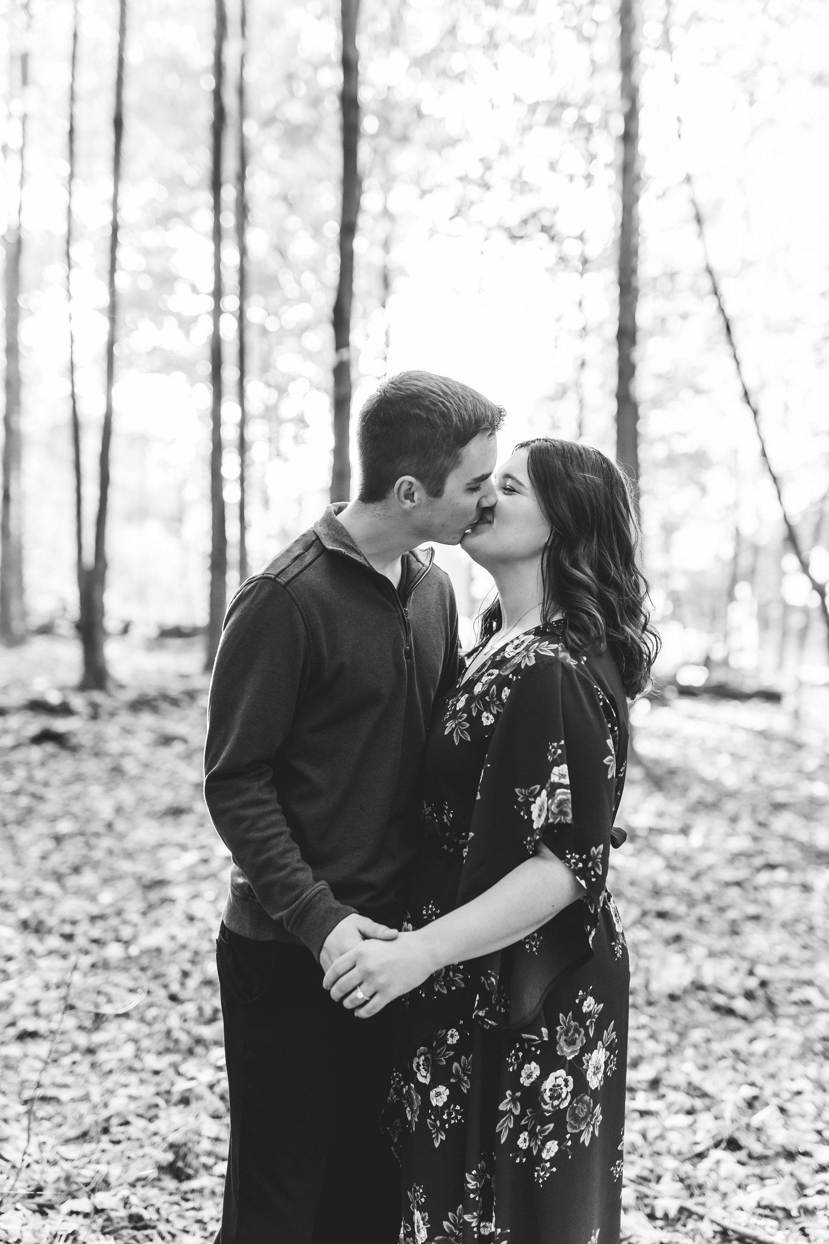 kandra-lynn-photography-maybury-state-park-engagement-42.jpeg