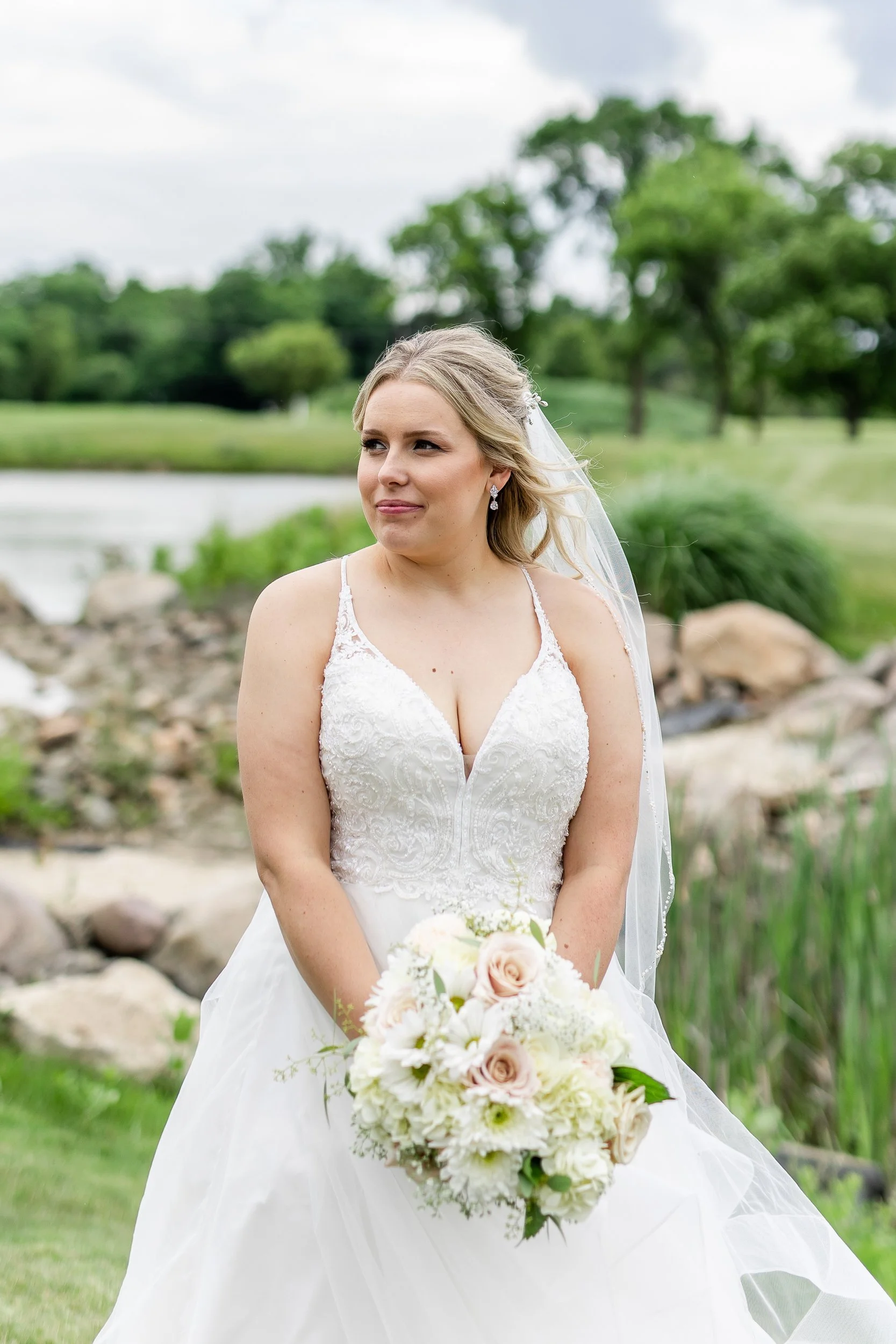 kandra-lynn-photography-2022-fox-hills-golf-wedding-059.jpeg