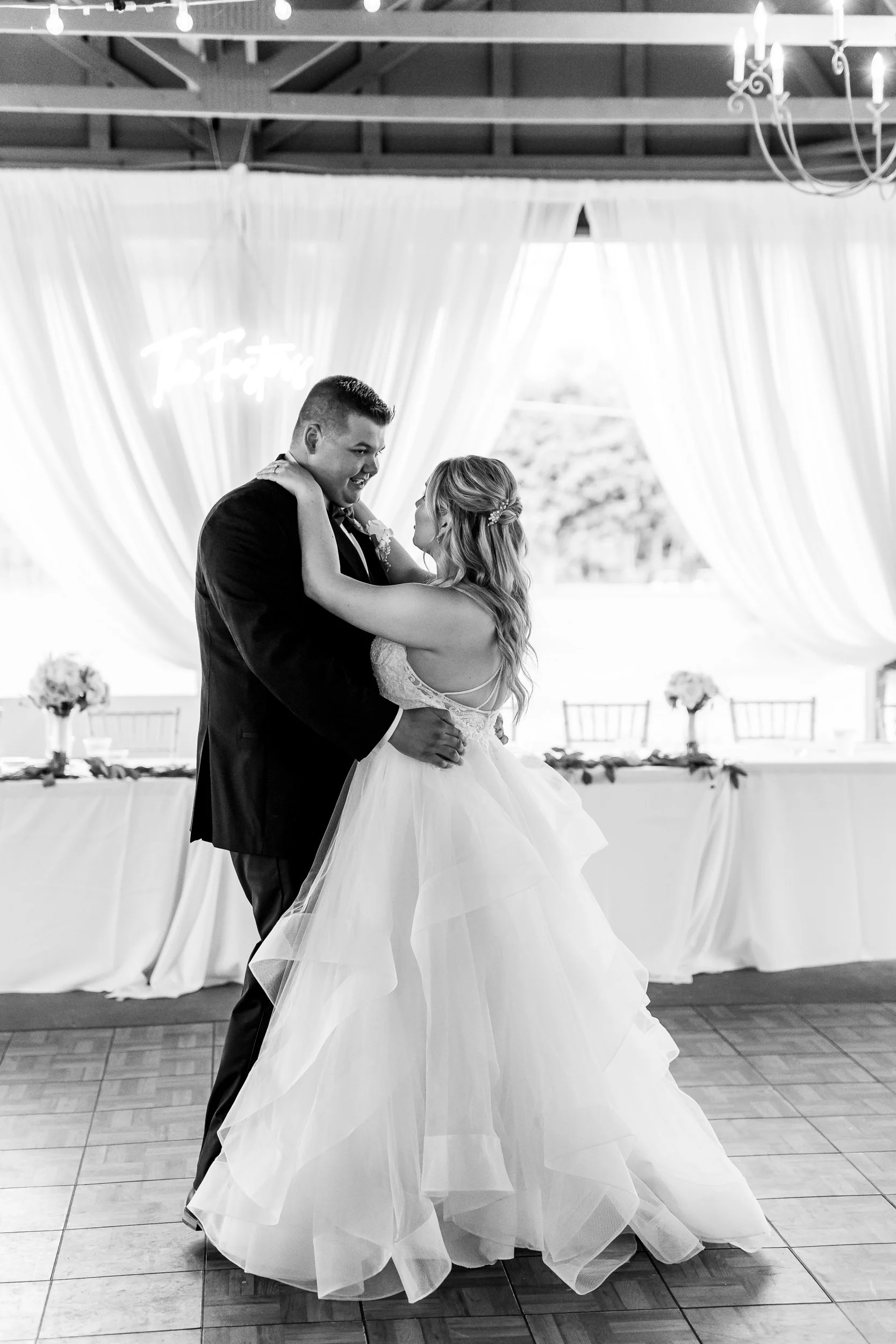kandra-lynn-photography-2022-fox-hills-golf-wedding-142.jpeg
