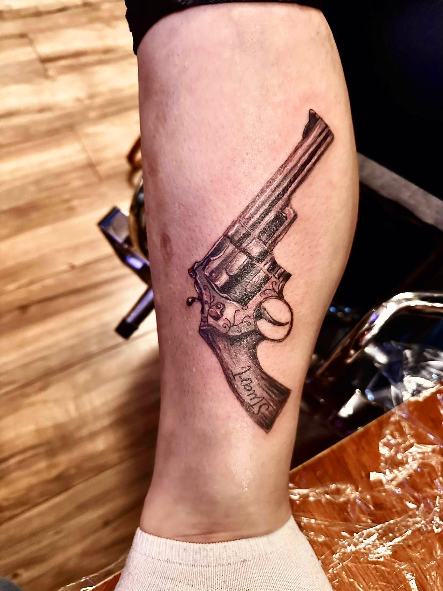 Revolver.jpeg