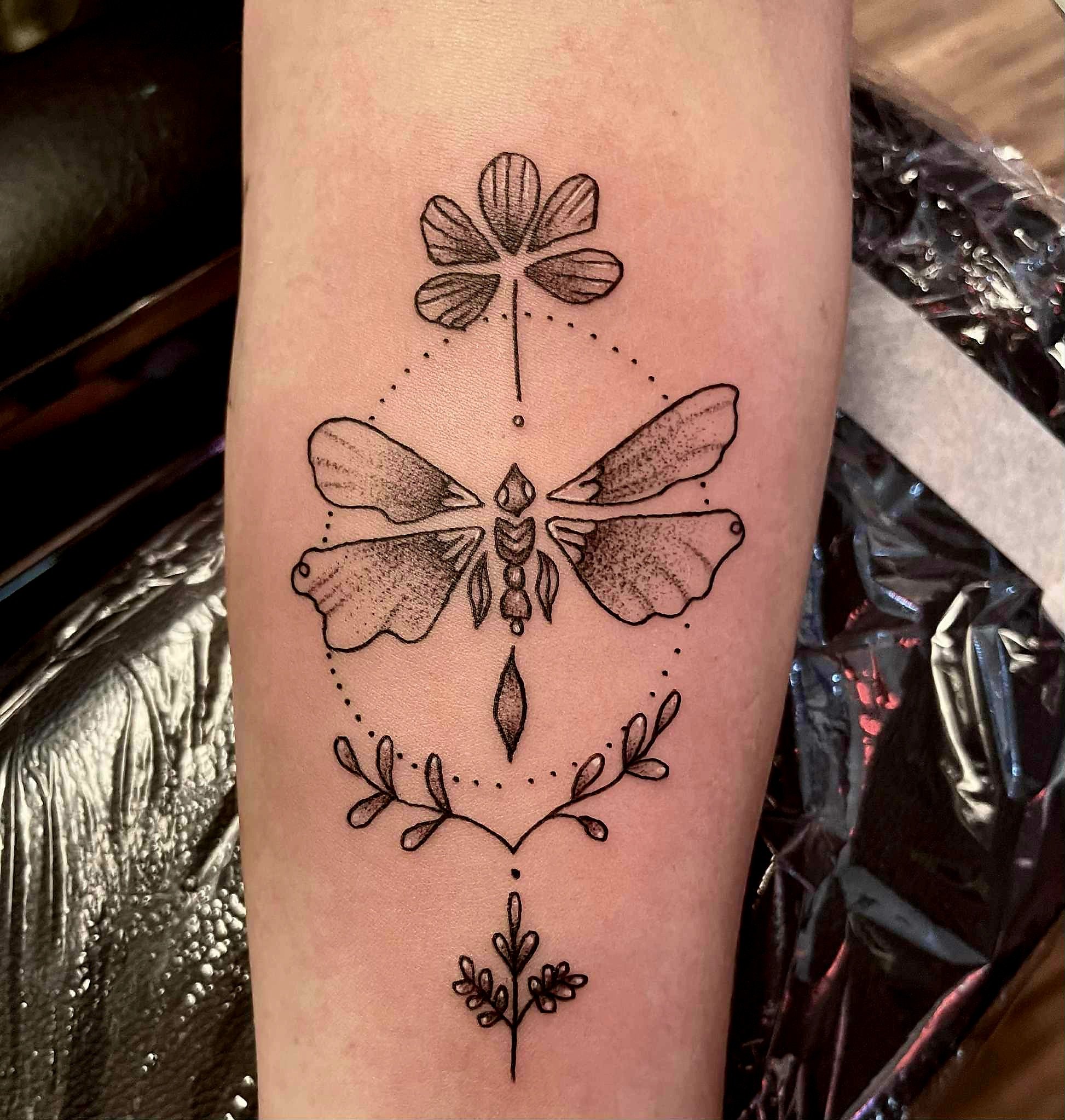 Line work butterly.jpeg