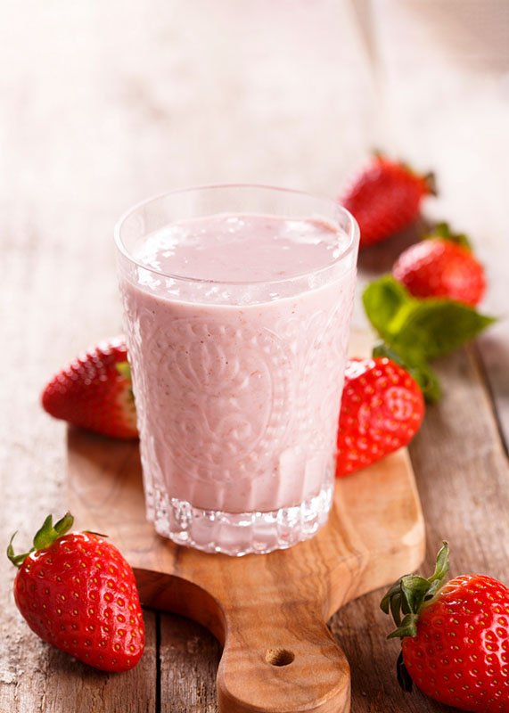 Strawberry Oatmeal Breakfast Smoothie Recipe