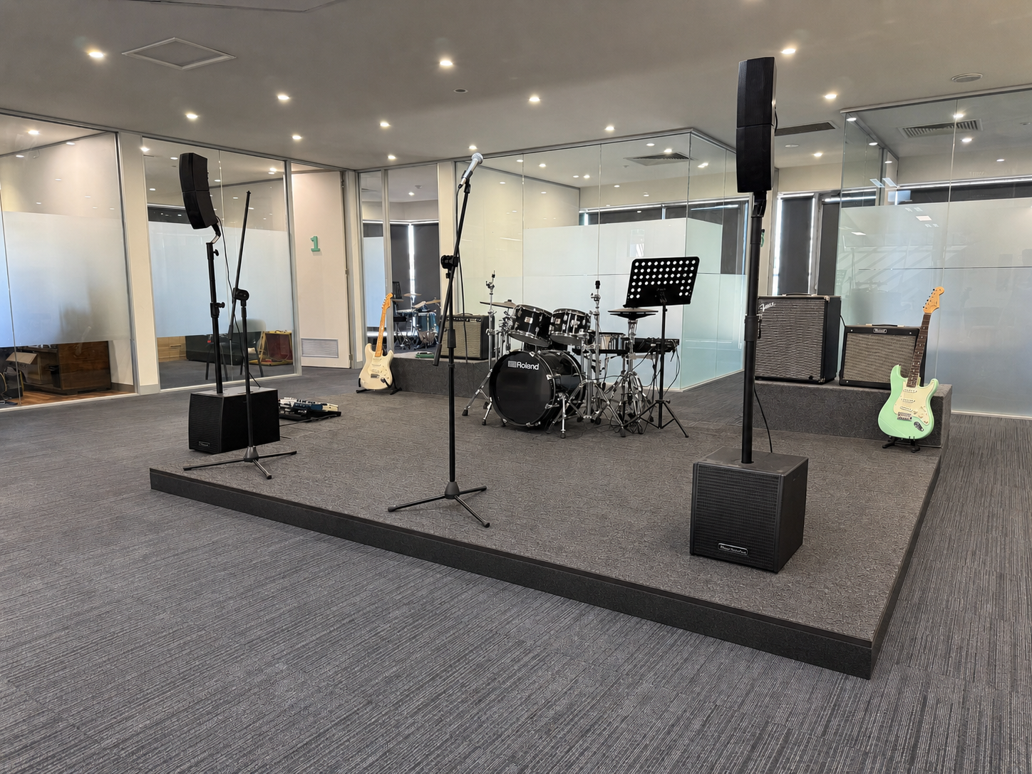 Middle-C-Music-Academy-Stage.png