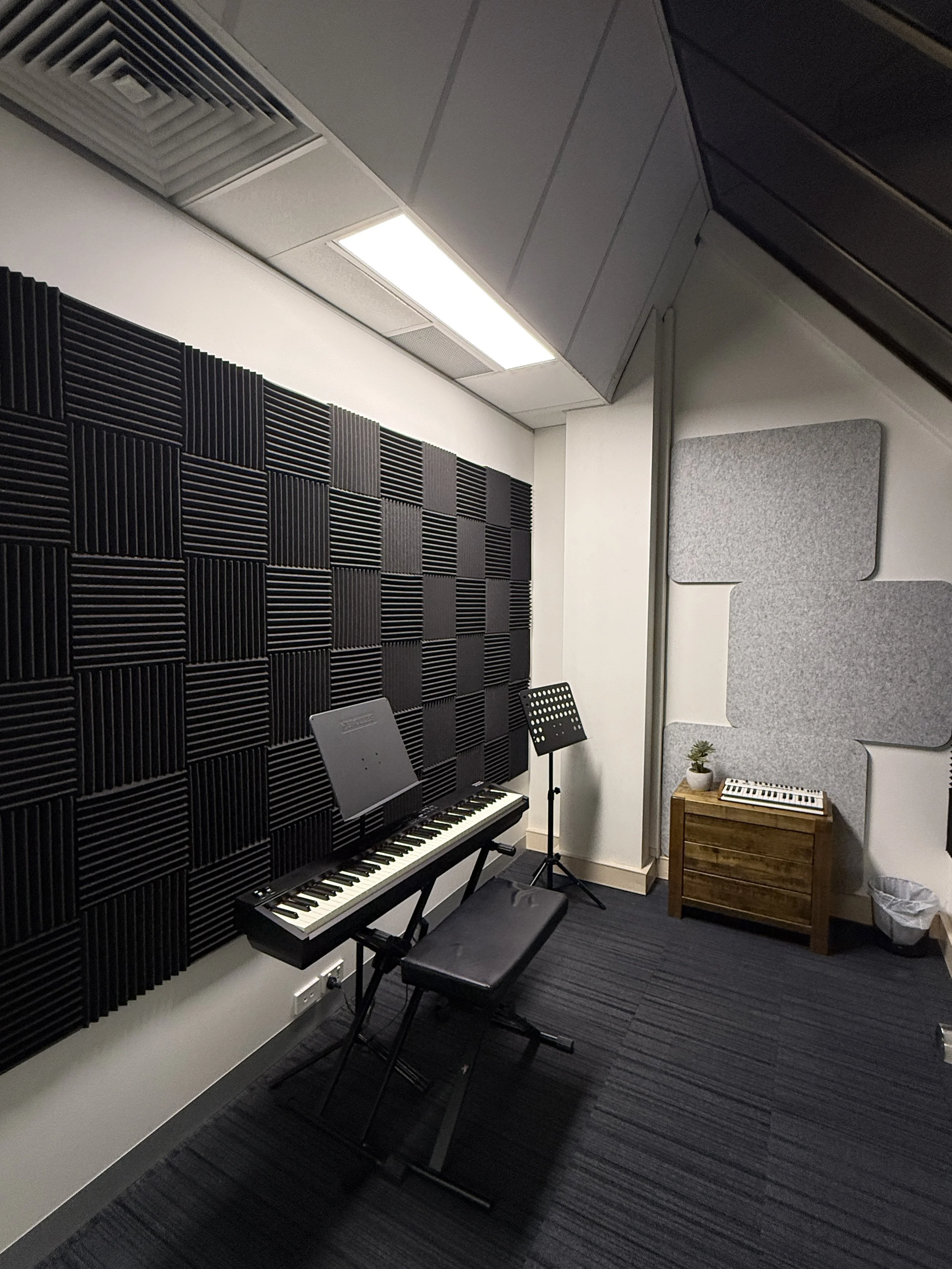 MCMA-Room-8.JPG