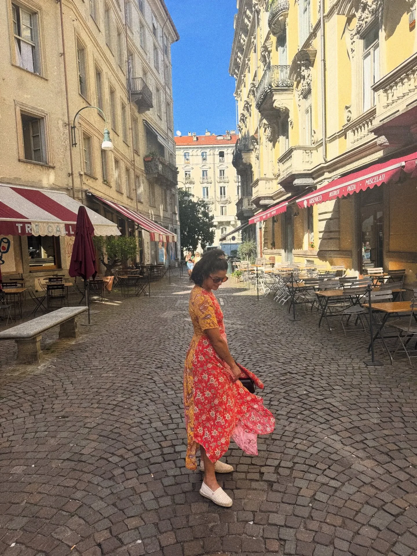 people are demanding to know what I wore in Italy and the answers will SHOCK you

☀️ my style scrapbook of Italy ☀️