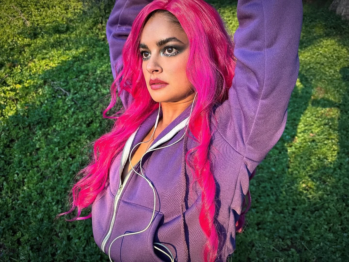 i SAID every good thing comes my way! 🎧💜 @addisonraee