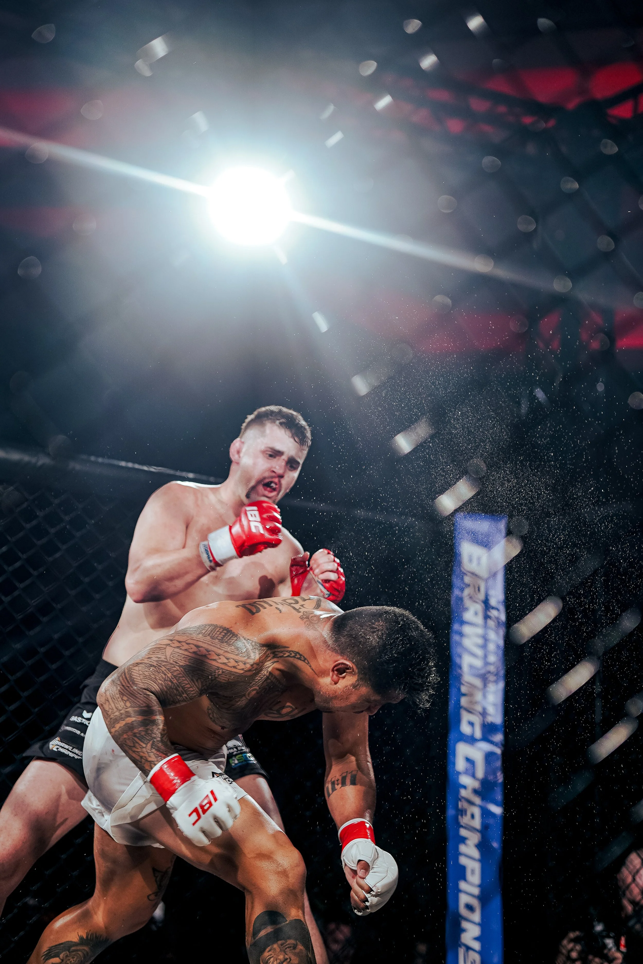 Issac “Headsplitter” Hardman Retains IBC Middleweight Title with Third-Round Knockout