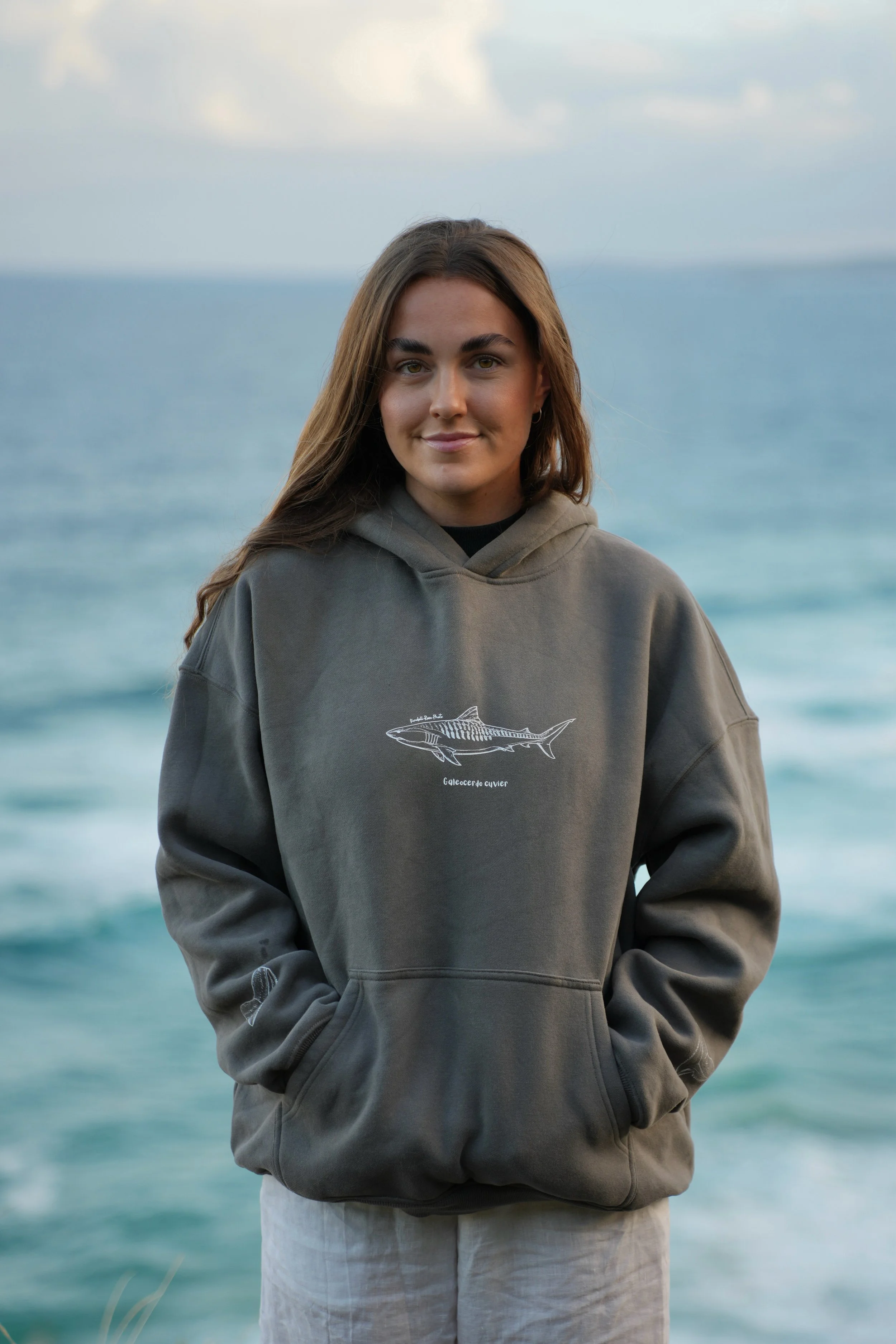 APEX Hoodie - Galeocerdo cuvier 🦈