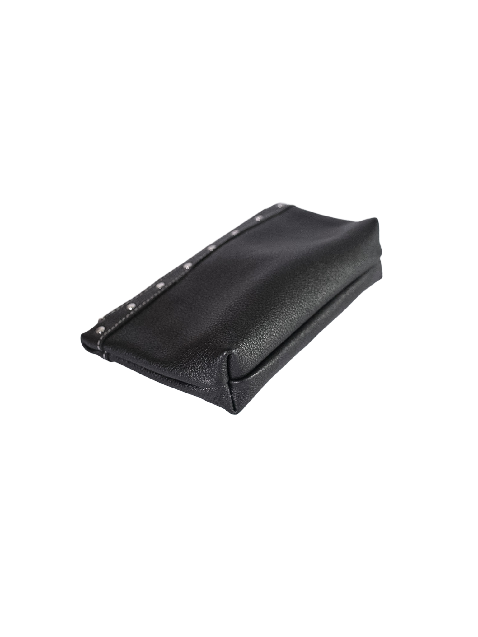 Pouch_Black_2_Bottom.png