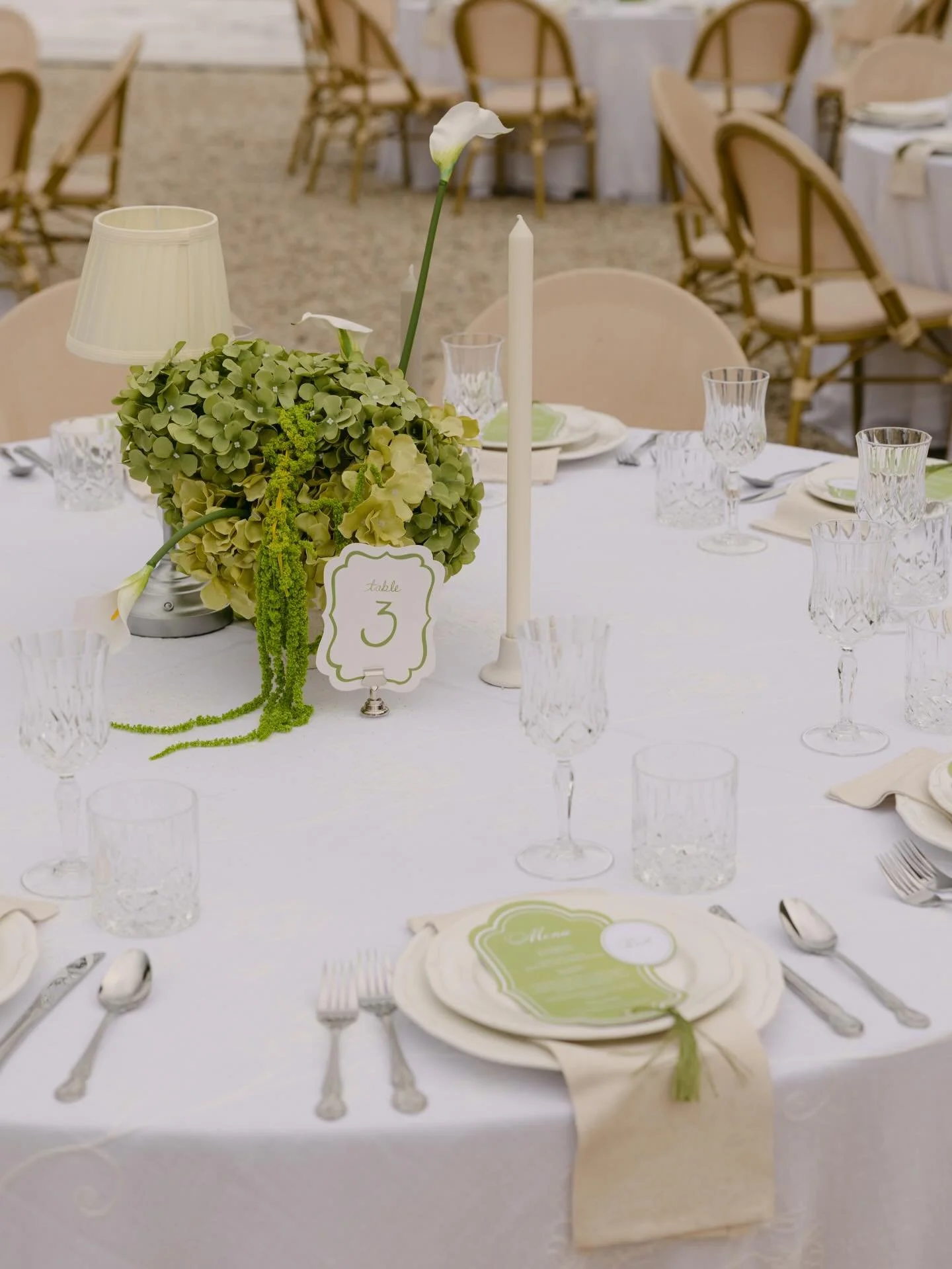 Our tablescapes on the rocks out the front of beautiful @barunahplains 🥂🕯️💐

Menus, Candles, Florals, Napkins &amp; Styling @theeventquarter_ 
Photography @ashleighhaasephotography 
Crockery &amp; Cutlery @otwayeventhire 
Table Cloths @tablearteve