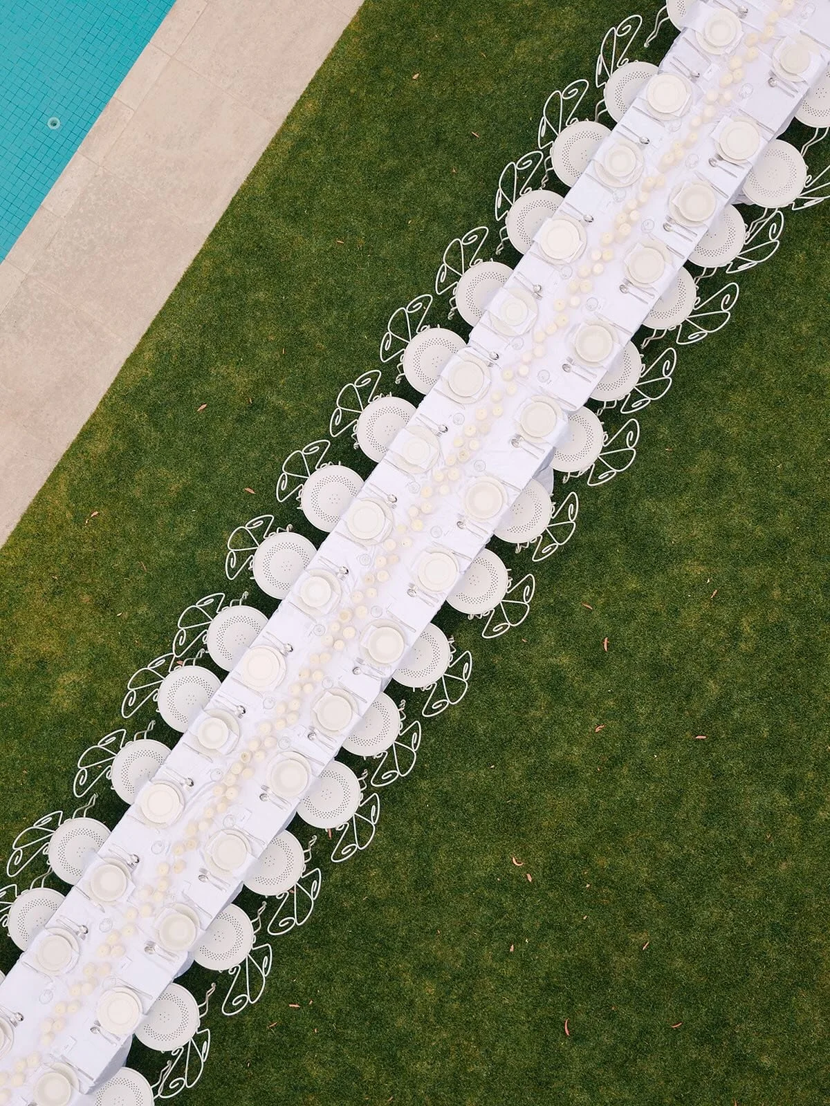 All white welcome dinner tablescape 🤍🕊️🥂🕯️

I sourced these gorg Italian vintage embossed plates over the last 18 months, we love how they looked! 

Now available for seated gatherings of up to 40 guests. 

Photography @ashleighhaasephotography 
