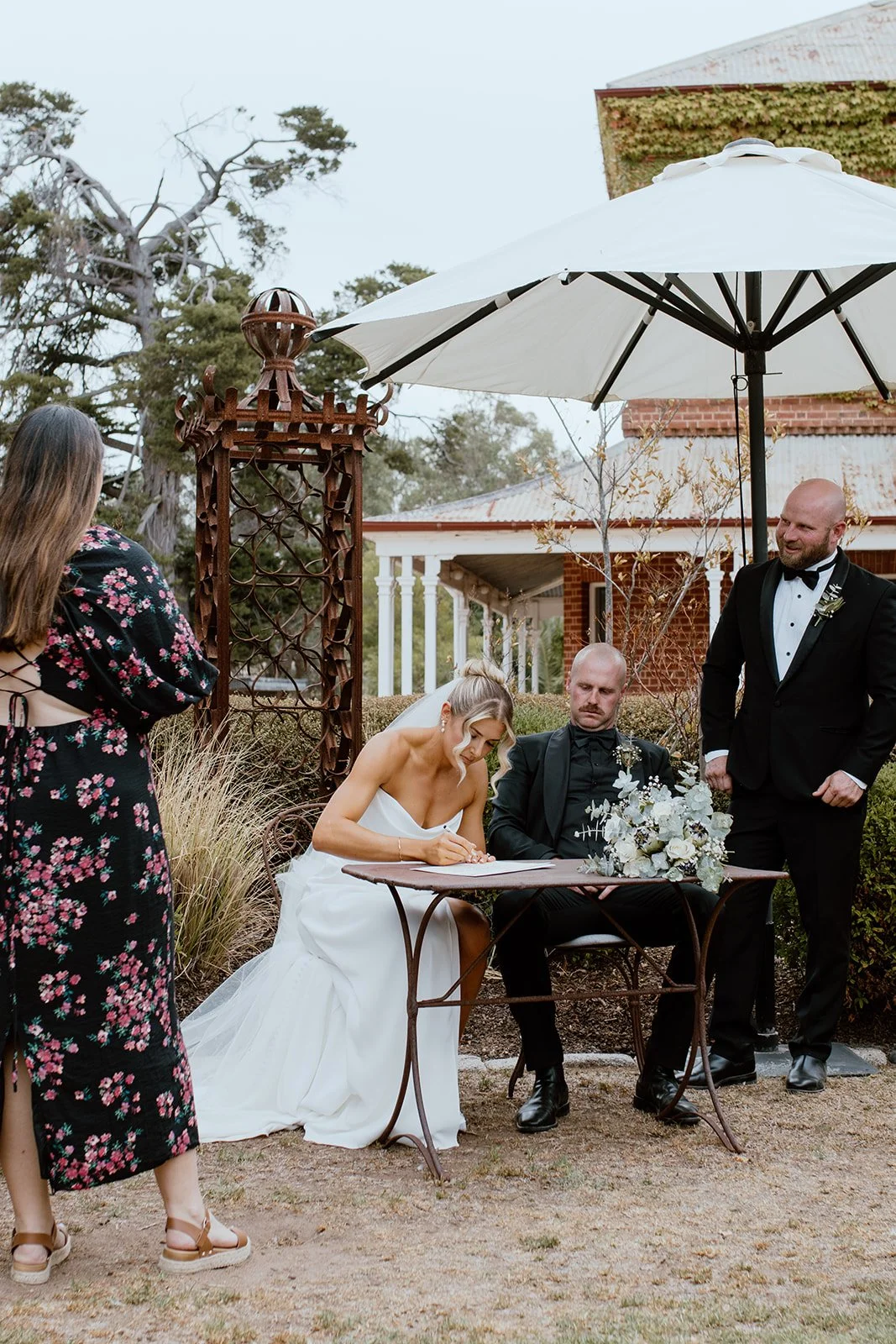 CJWWeddingsCapturedByPeta-200.jpg
