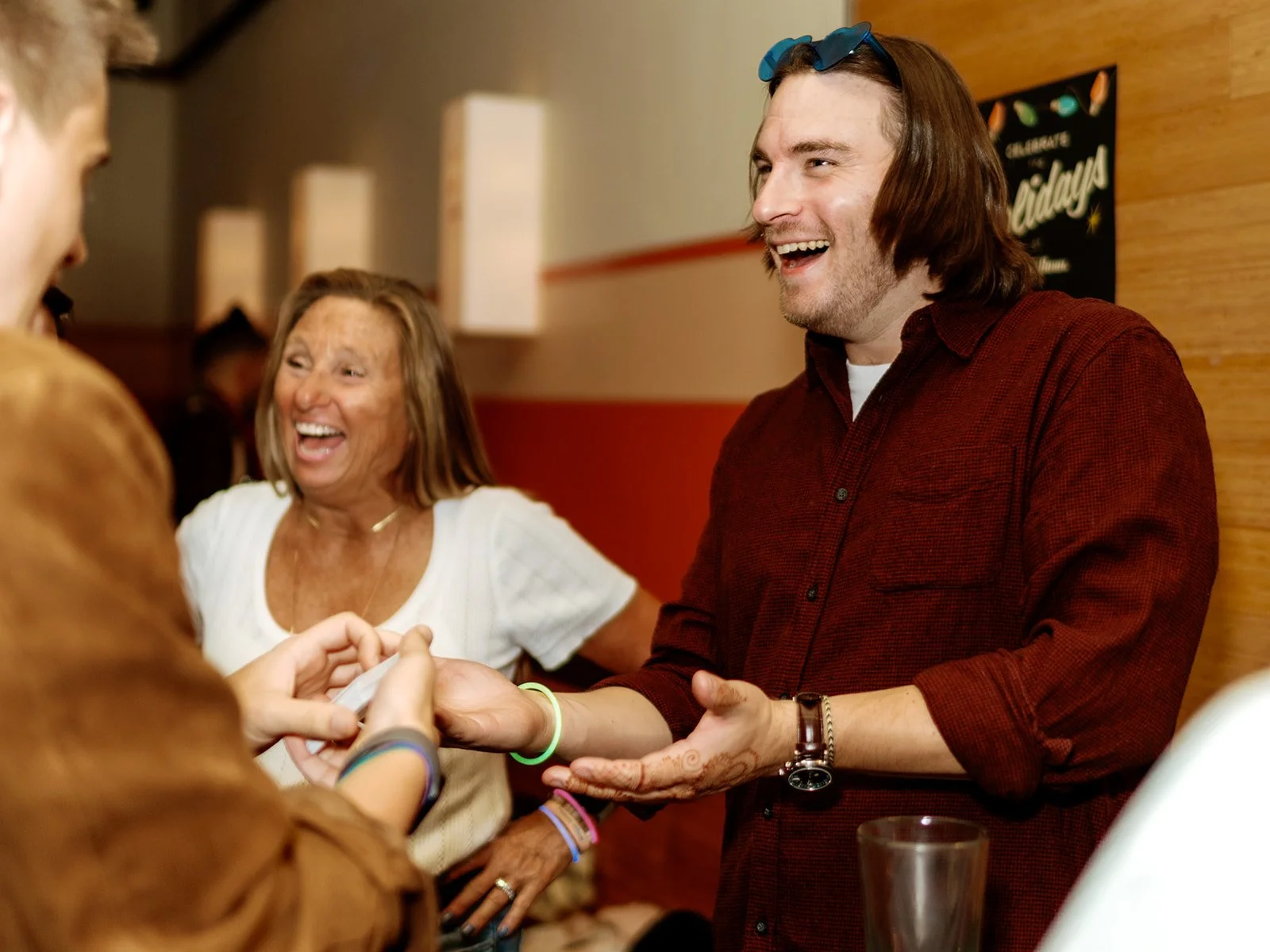 Hiring a Private Party Entertainer in Philadelphia: What to Know Before You Book