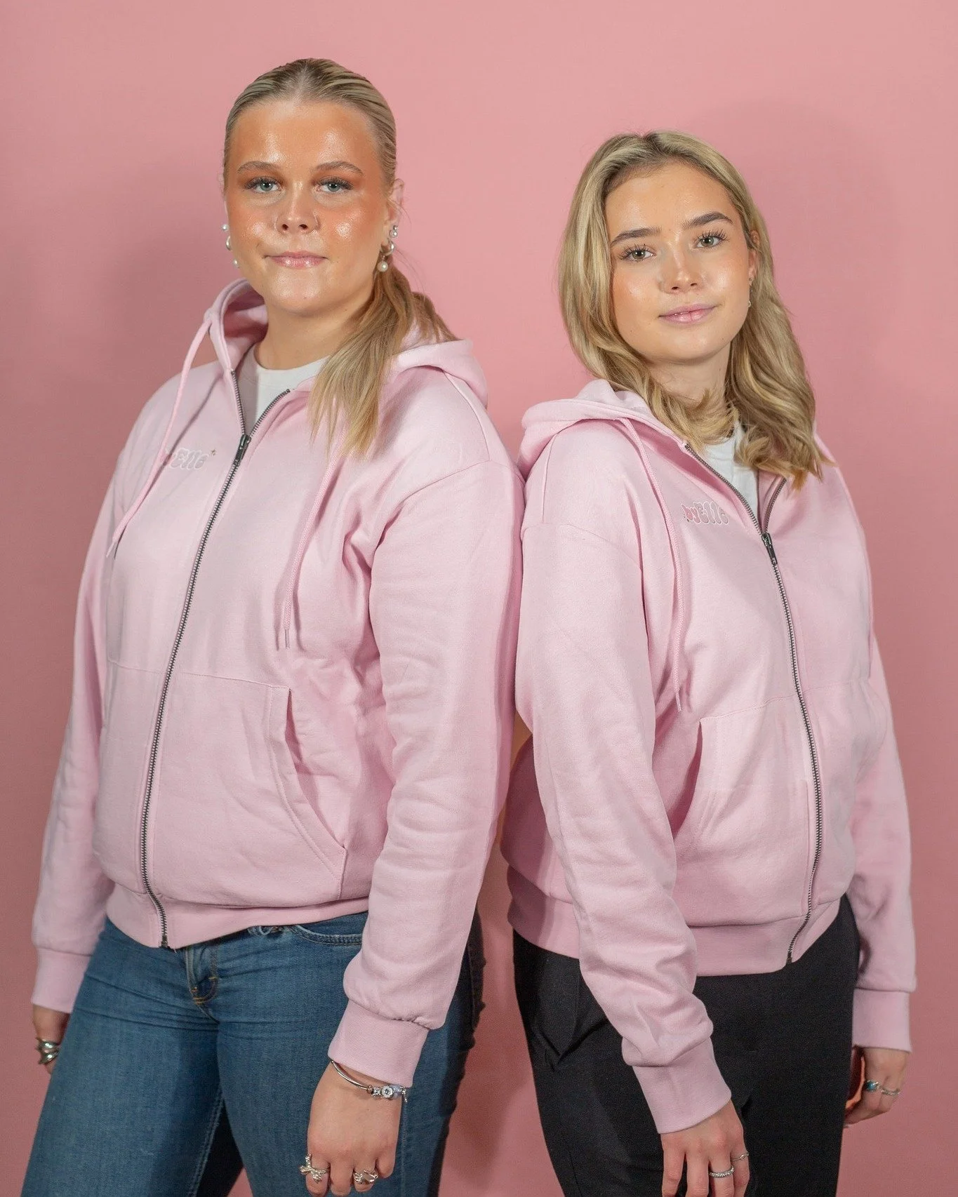 Att bygga f&ouml;retag b&ouml;rjar ofta med en gnista. En id&eacute;, ett driv och viljan att testa vingarna. F&ouml;r oss p&aring; SAY k&auml;nns det fantastiskt fint att f&aring; vara en del av den sp&auml;nnande entrepren&ouml;rsresan f&ouml;r @by