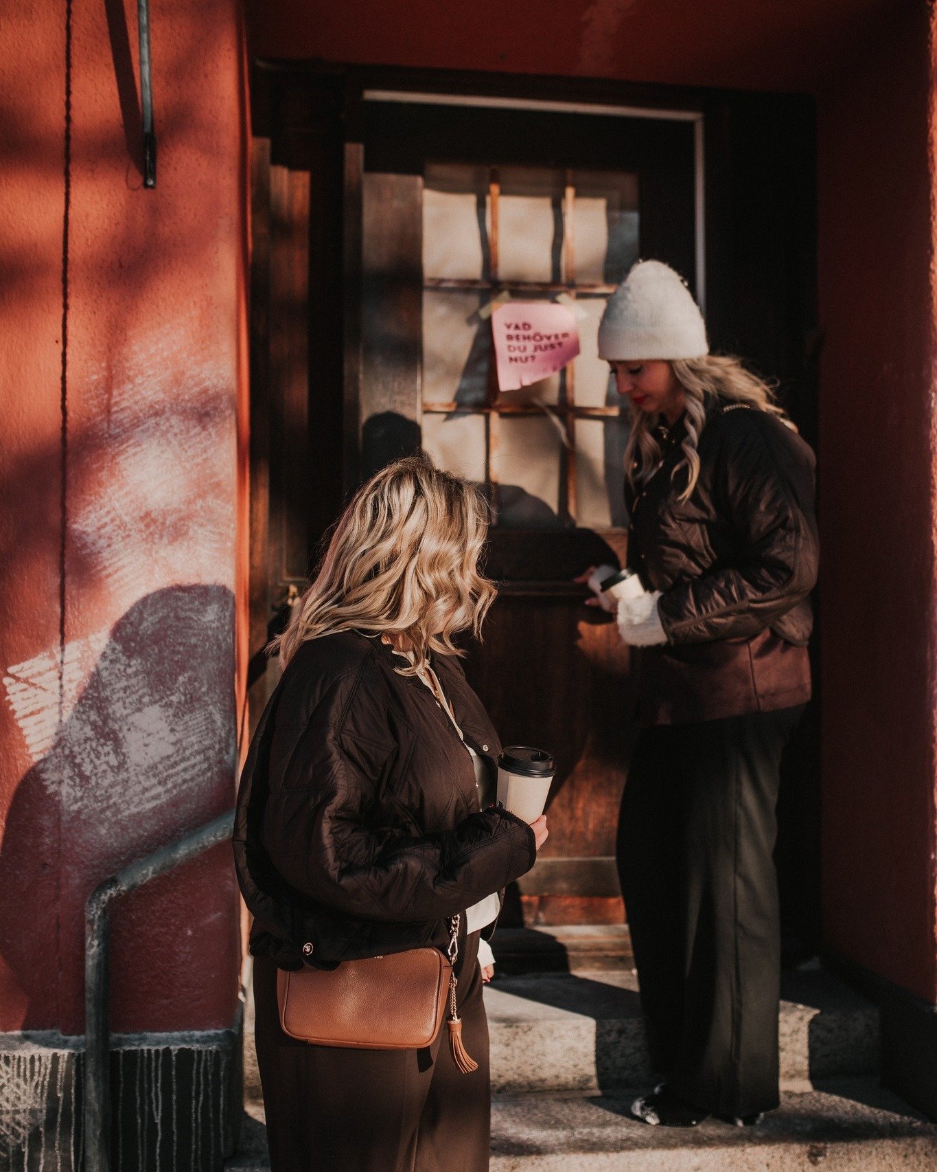 P&aring; SAY &auml;r kommunikation, varum&auml;rkesstrategier, marknadsf&ouml;ring och event k&auml;rnan. Men vi dr&ouml;mmer ju alltid stort&hellip; Vi b&aring;da sjuder av id&eacute;er, brinner av engagemang och &auml;lskar att vara med och st&auml
