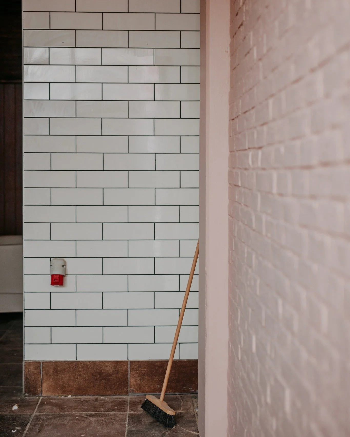 Vi f&ouml;rbereder n&auml;sta pop-up f&ouml;r fullt. N&aring;gra gissningar har vi f&aring;tt in... caf&eacute;, kl&auml;dbutik, matservering.. Ingen har gissat helt r&auml;tt &auml;nnu.