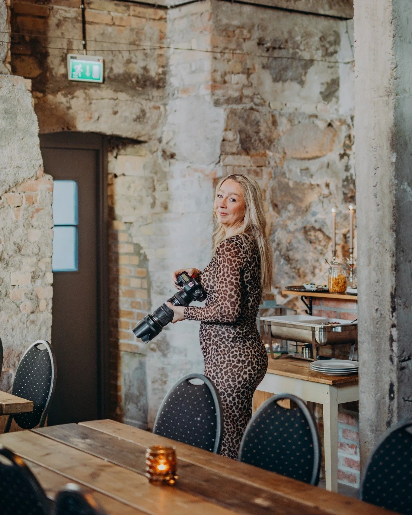 Ska vi f&aring;nga er vardag tillsammans? 

Vi vet att tanken p&aring; en fotografering ibland kan k&auml;nnas lite stel &ndash; men hos oss &auml;r det precis tv&auml;rtom. Vi vill f&aring;nga det &auml;kta, det mjuka och allt det d&auml;r som &auml